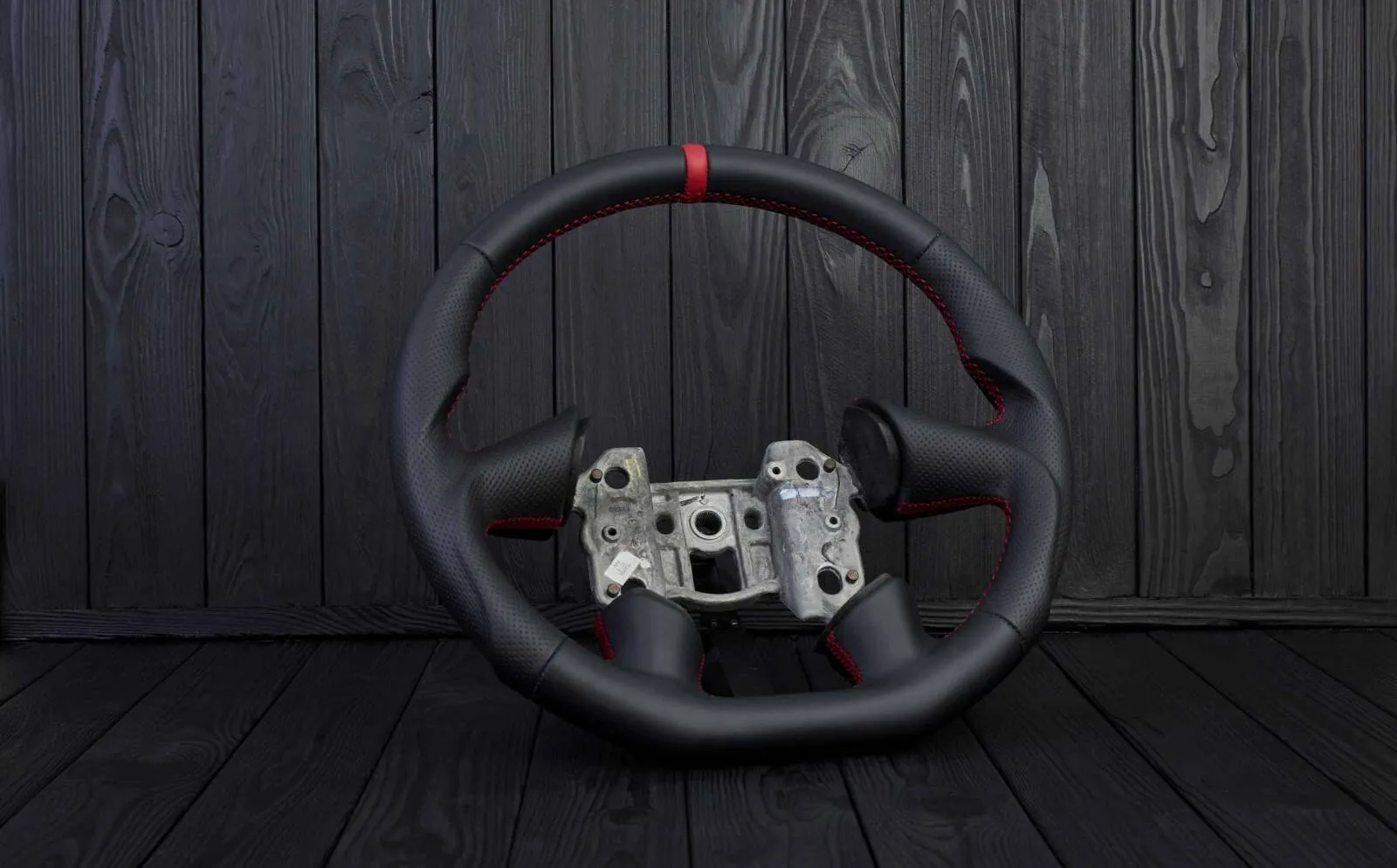Steering wheel 2005 Corvette C6 Napa/Perforated leather/Red stripe - Image 5