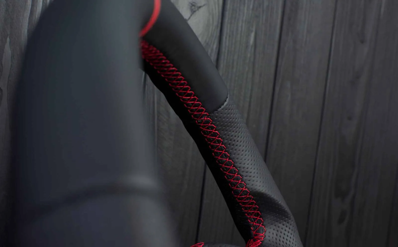 Steering wheel 2005 Corvette C6 Napa/Perforated leather/Red stripe - Image 14