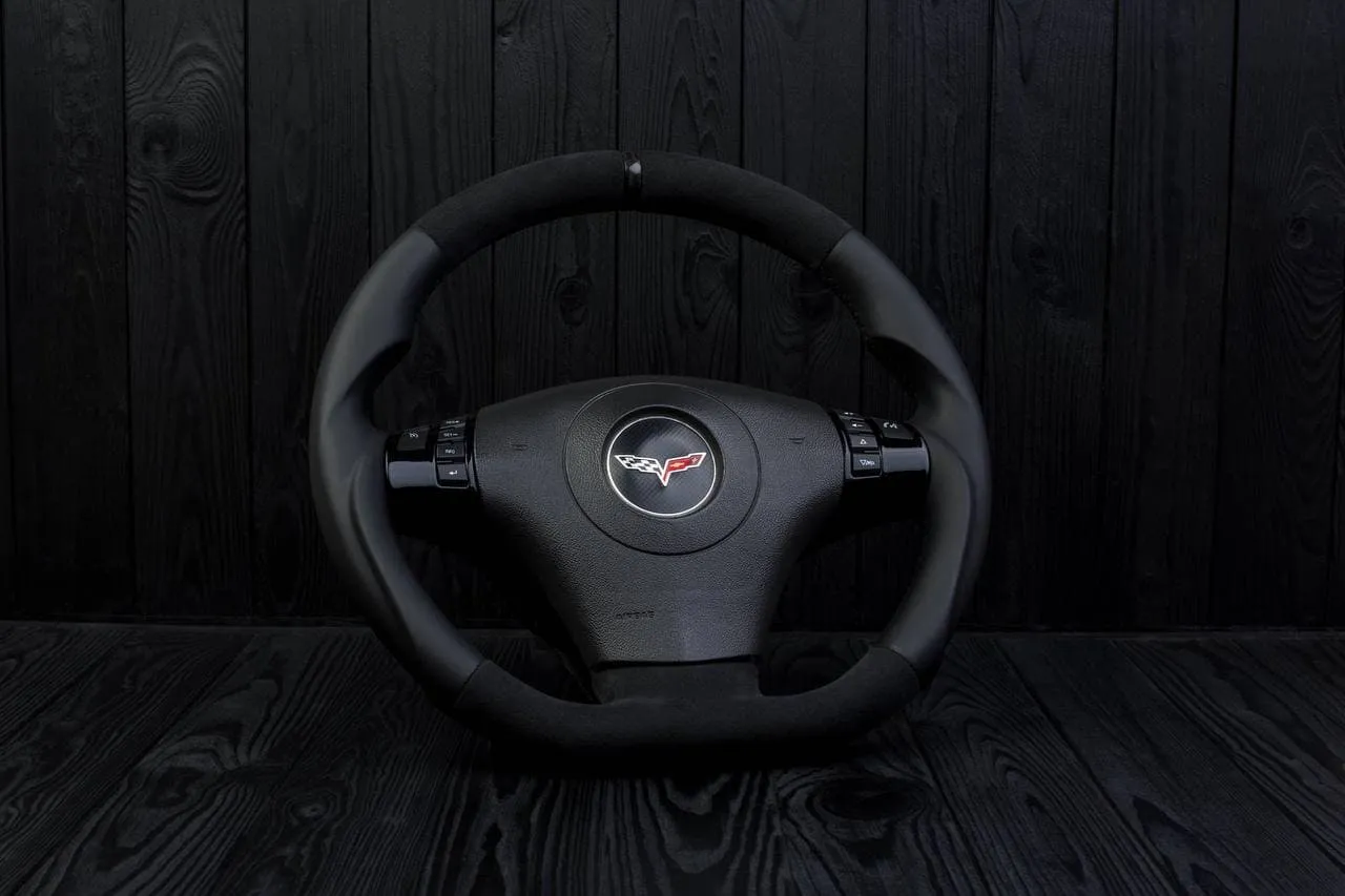 Steering wheel 2006-2011 Corvette C6 Napa/Alcantara/Carbon stripe - Image 4