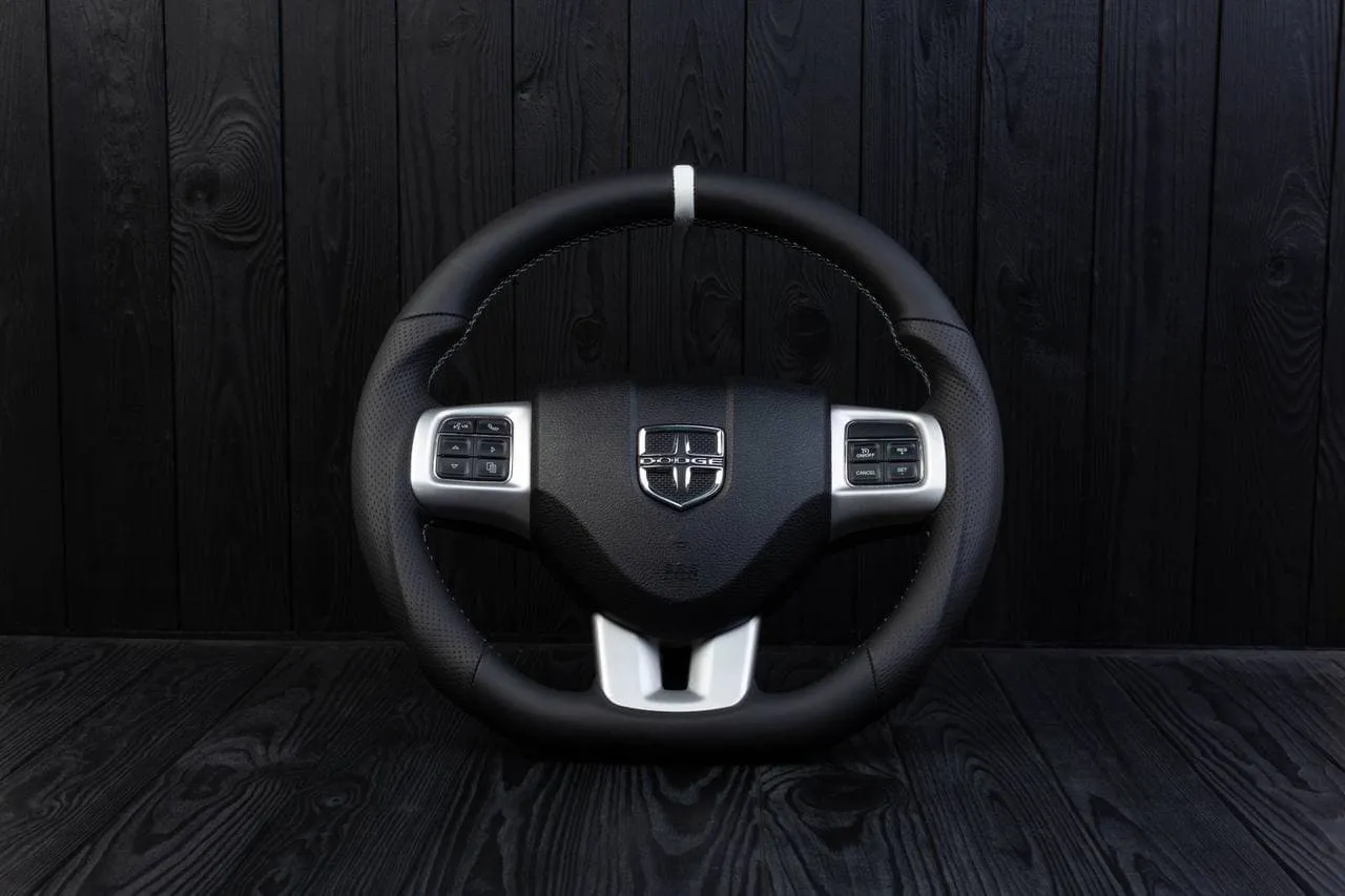 Steering wheel 2011-2014 Dodge Charger/Challenger Perforated leather/Napa/Grey stripe
