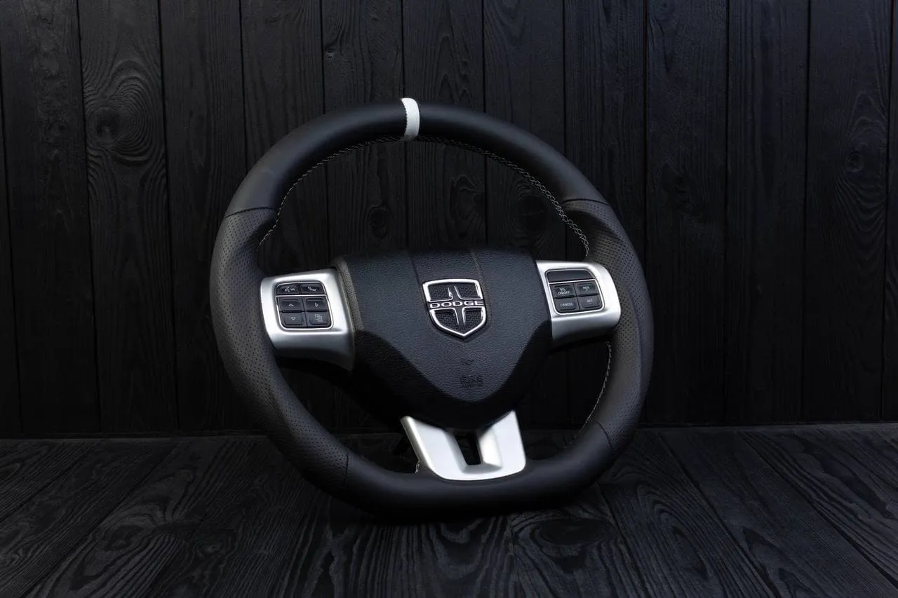 Steering wheel 2011-2014 Dodge Charger/Challenger Perforated leather/Napa/Grey stripe - Image 5