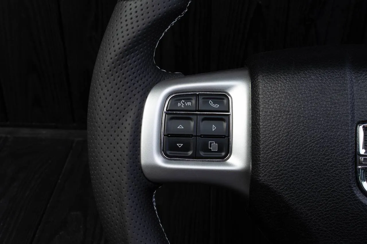 Steering wheel 2011-2014 Dodge Charger/Challenger Perforated leather/Napa/Grey stripe - Image 8