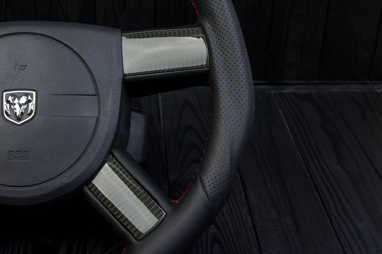 Steering wheel 2005-2010 Dodge Charger/Challenger + carbon trims Carbon fiber/Alcantara/Perforated leather/Red stripe - Image 7
