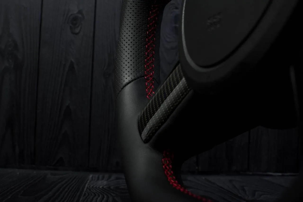 Steering wheel 2005-2010 Dodge Charger/Challenger + carbon trims Carbon fiber/Alcantara/Perforated leather/Red stripe - Image 10
