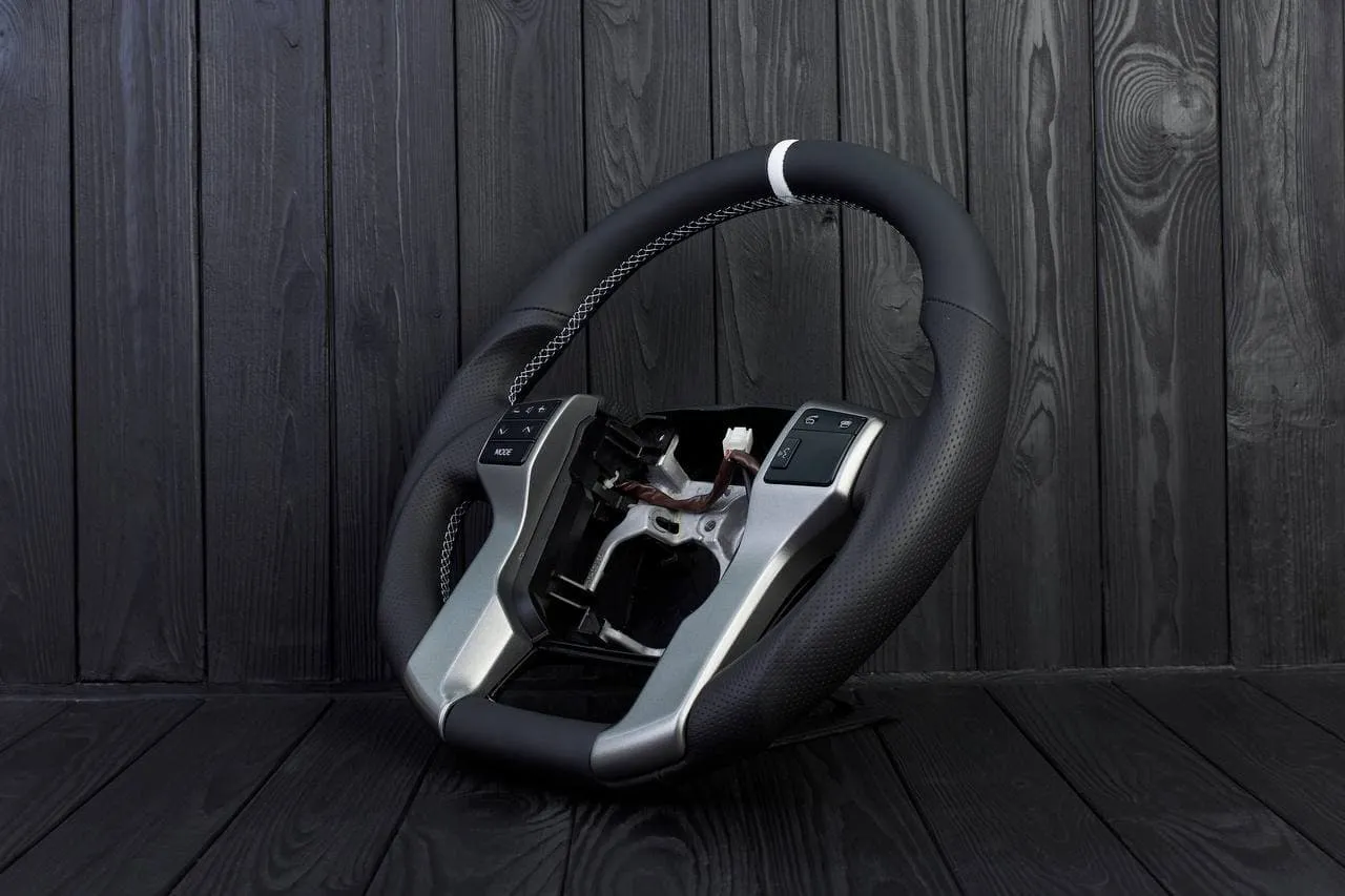 Steering wheel 2010+ Toyota 4Runner/Tacoma/Tundra/Sequoia Napa/Perforated leather/White stripe - Image 3