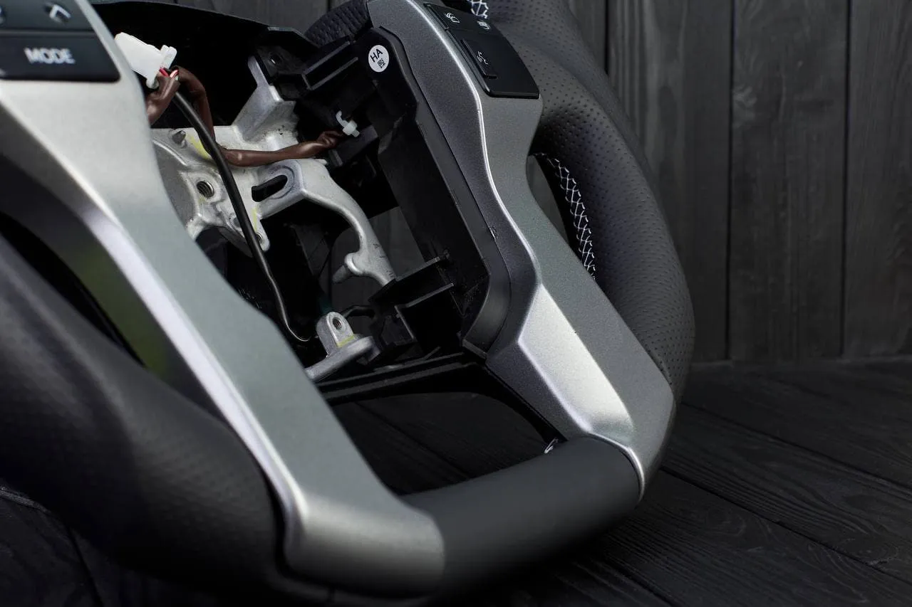 Steering wheel 2010+ Toyota 4Runner/Tacoma/Tundra/Sequoia Napa/Perforated leather/White stripe - Image 5