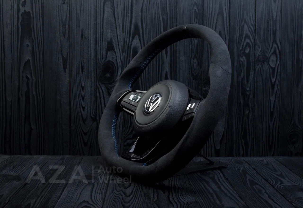 Custom Steering wheel Volkswagen 2015-2019 MK7 GTI Alcanatara/Carbon stripe - Image 4
