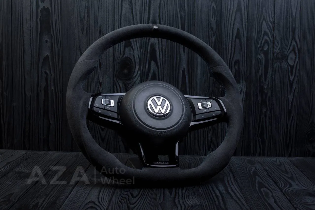 Custom Steering wheel Volkswagen 2015-2019 MK7 GTI Alcanatara/Carbon stripe - Image 5