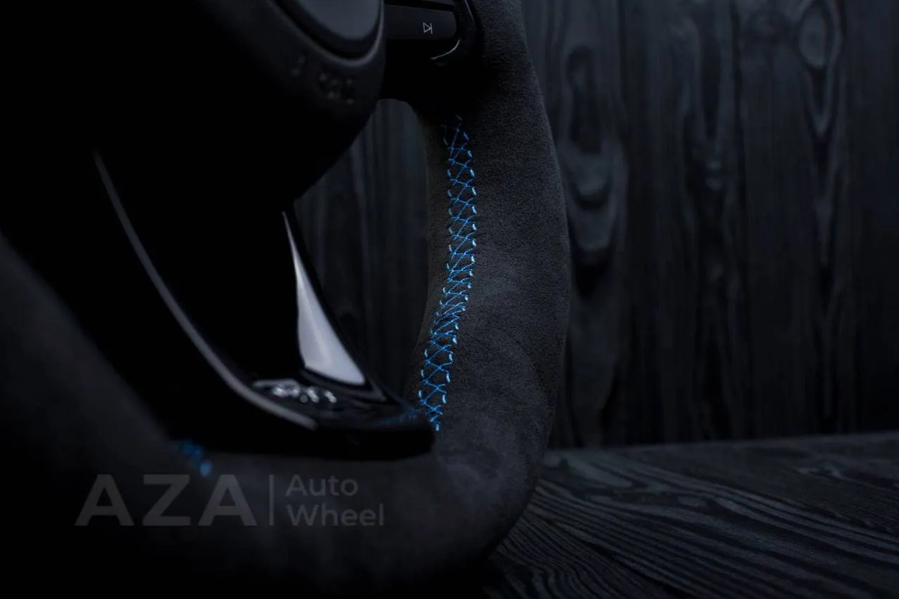 Custom Steering wheel Volkswagen 2015-2019 MK7 GTI Alcanatara/Carbon stripe - Image 15
