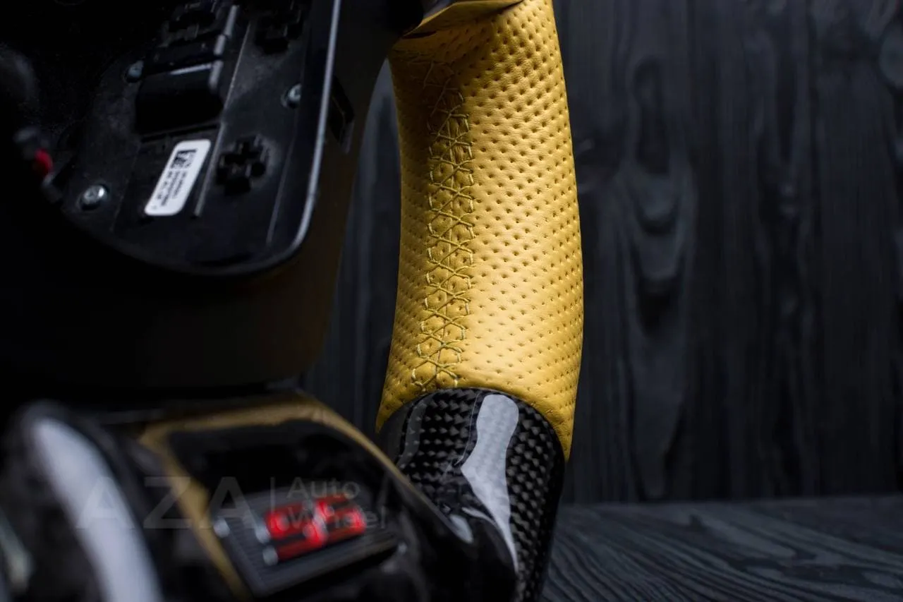 Steering wheel Chevrolet Camaro 2016+ Carbon fiber/Forged Carbon ZL1/SS trim/Perforated leather/Led screen - Image 16