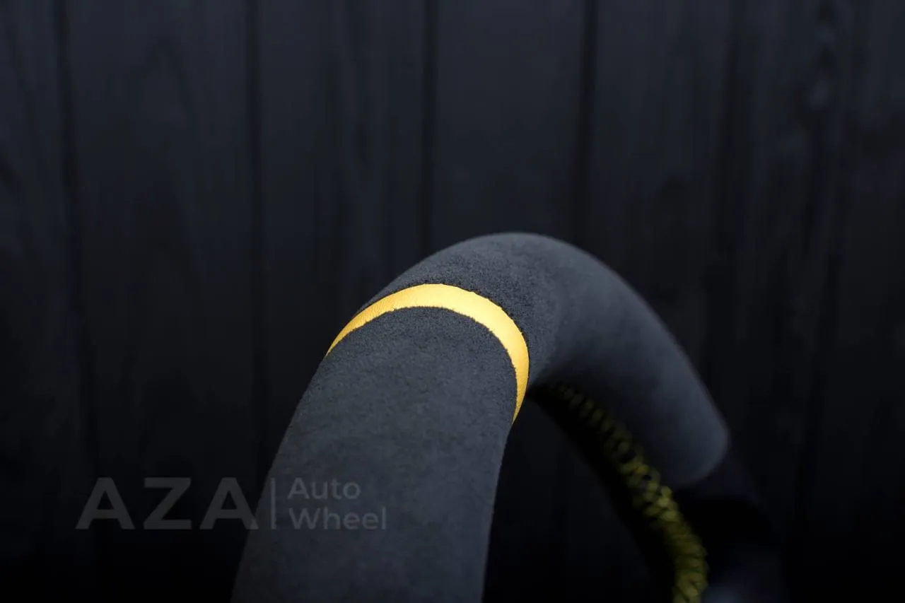 Steering wheel 2015+ Dodge Charger/Challenger/Durango Perforated leather/Alcantara/Yellow stripe - Image 8