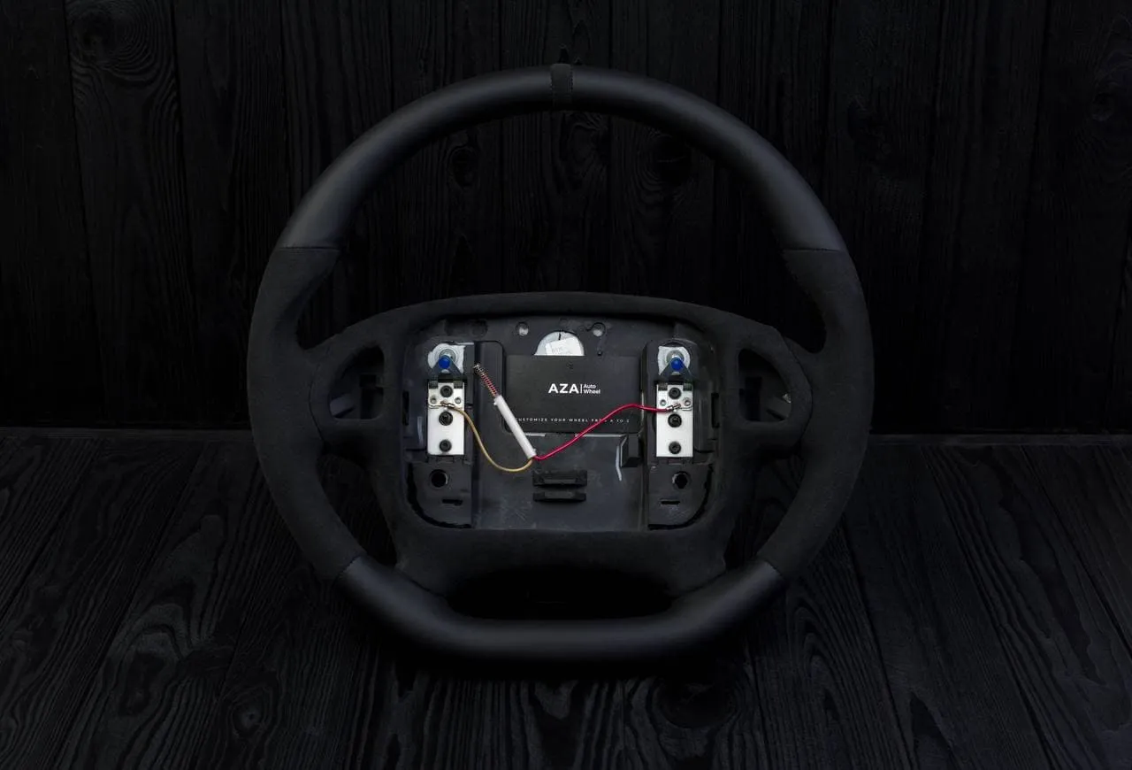 Steering wheel Chevrolet Camaro 2000-2002 (any color stripe and stitch) Napa/Alcantara/Black stripe