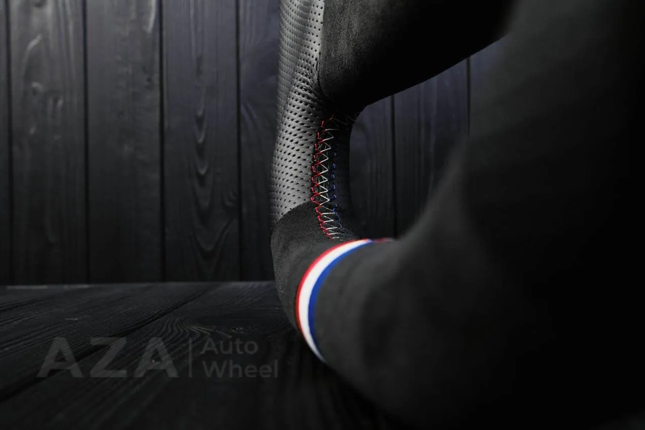 Steering Wheel Fox Body Ford Mustang GT Cobra SVT Saleen Roush Alcantara/Perforated leather/American Flag color details - Image 13