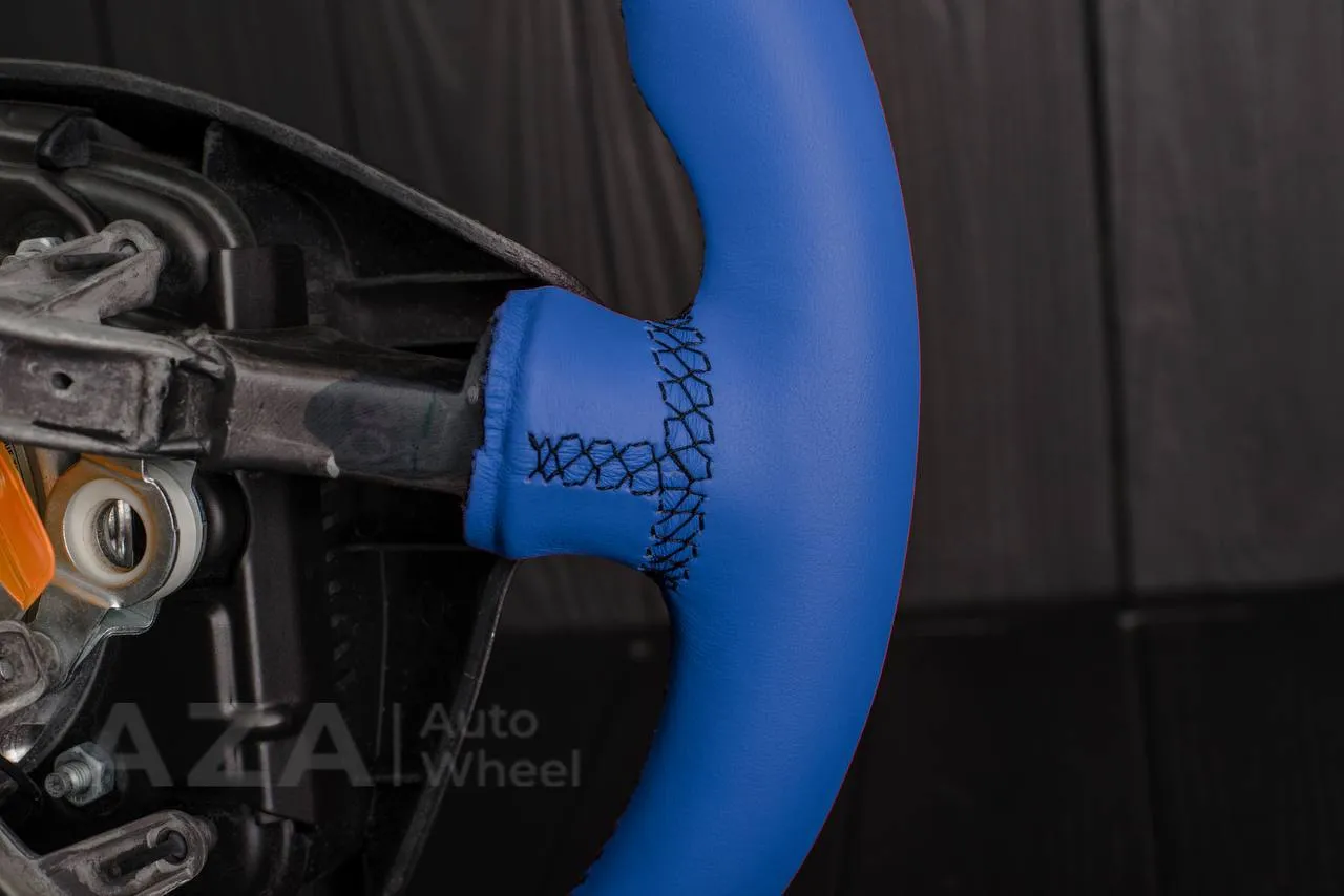 Steering wheel 1997-2004 Corvette C5 Reduced diameter Napa/Blue stripe - Image 14