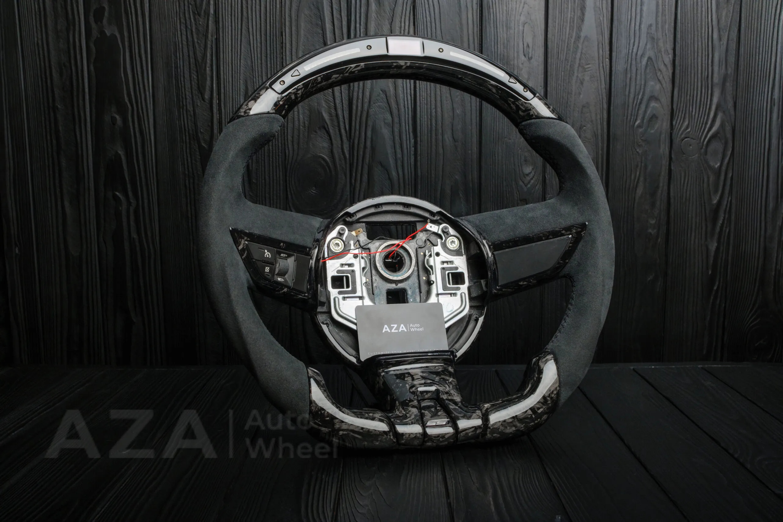 Steering wheel Chevrolet Camaro 2010-2011 Forged carbon fiber/Perforated leather/Led screen - Image 3