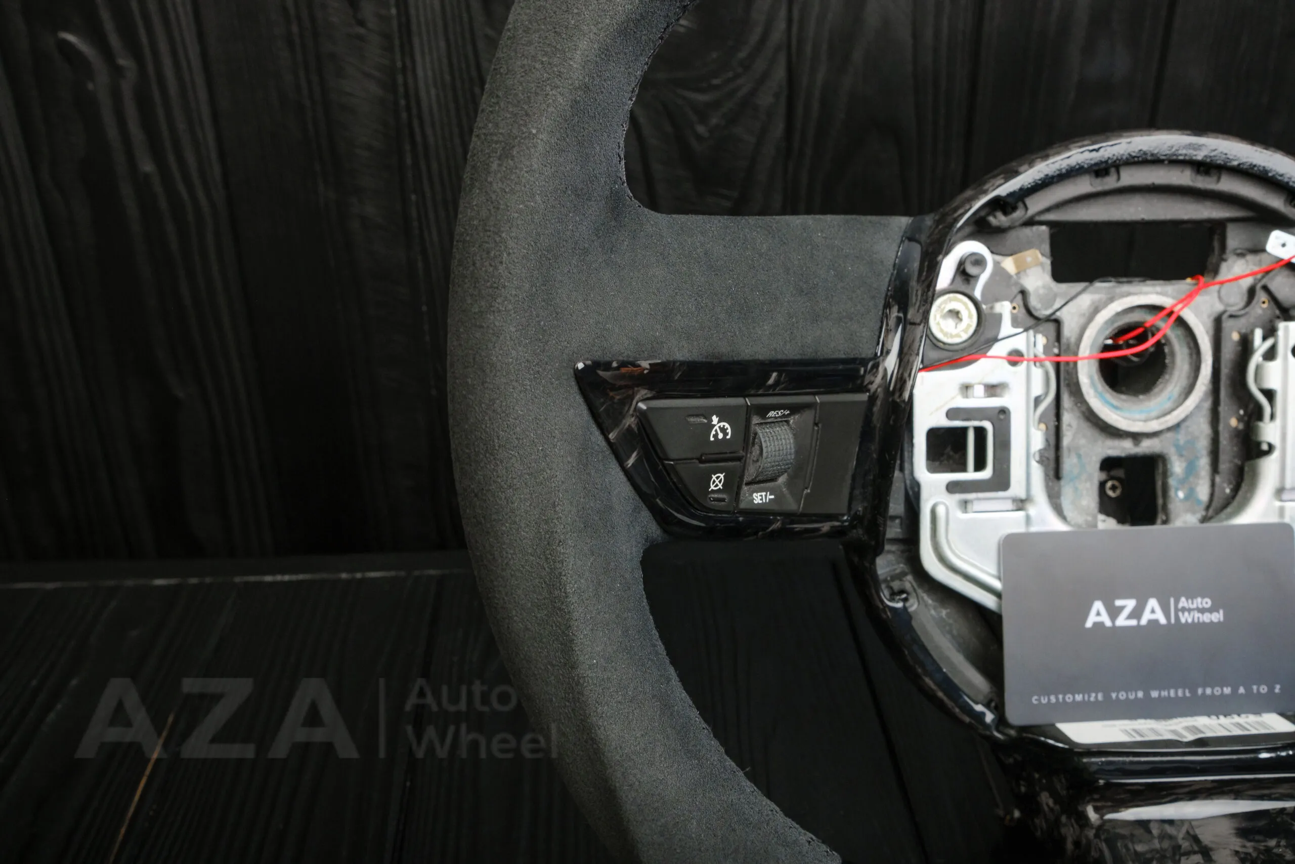 Steering wheel Chevrolet Camaro 2010-2011 Forged carbon fiber/Perforated leather/Led screen - Image 11