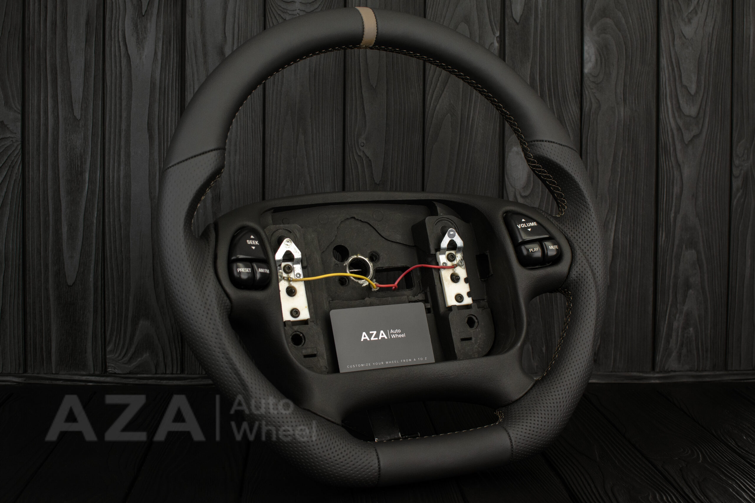 Steering wheel Pontiac Firebird/Trans Am 95-2002 Napa leather/Tan stripe - Image 3