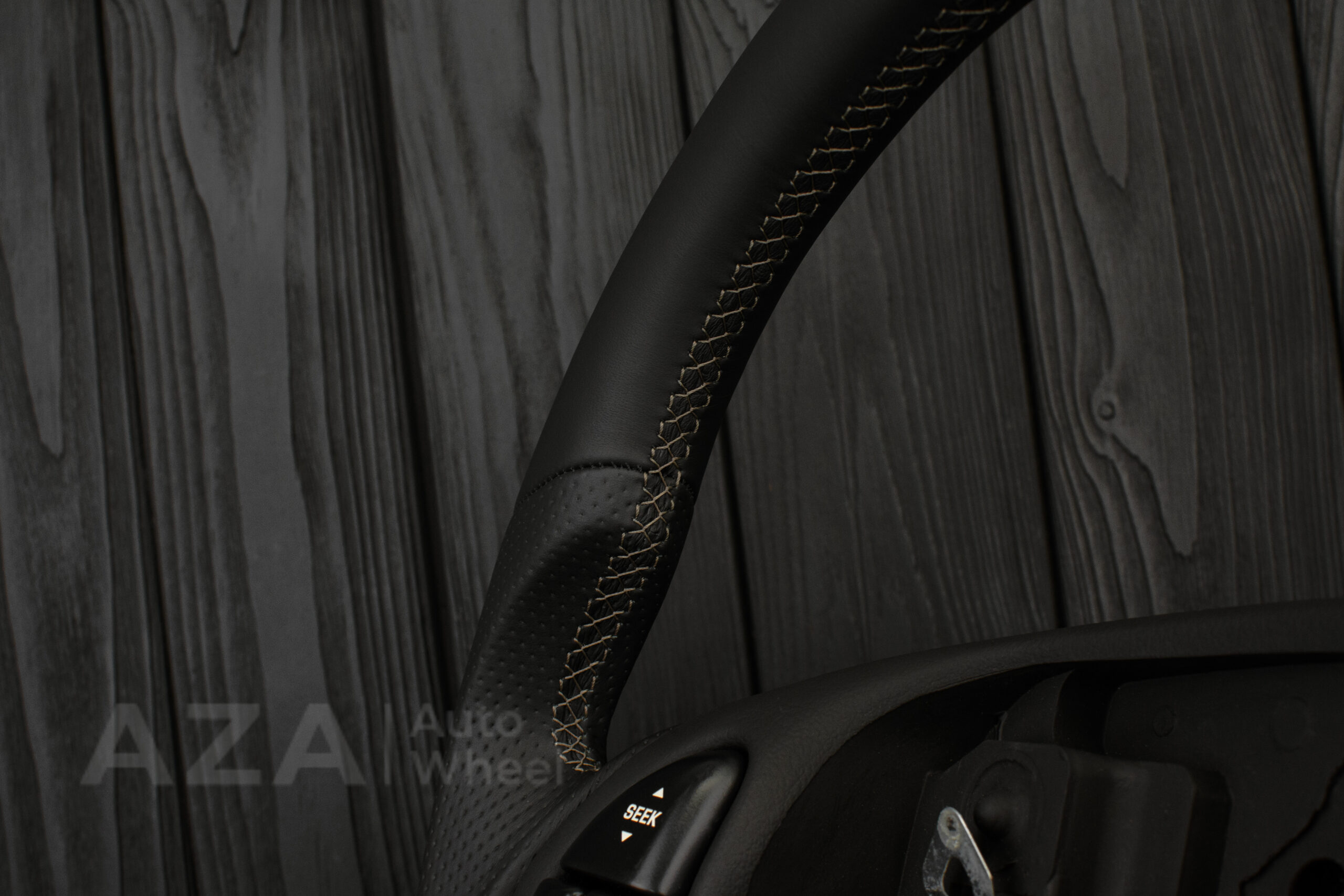 Steering wheel Pontiac Firebird/Trans Am 95-2002 Napa leather/Tan stripe - Image 10