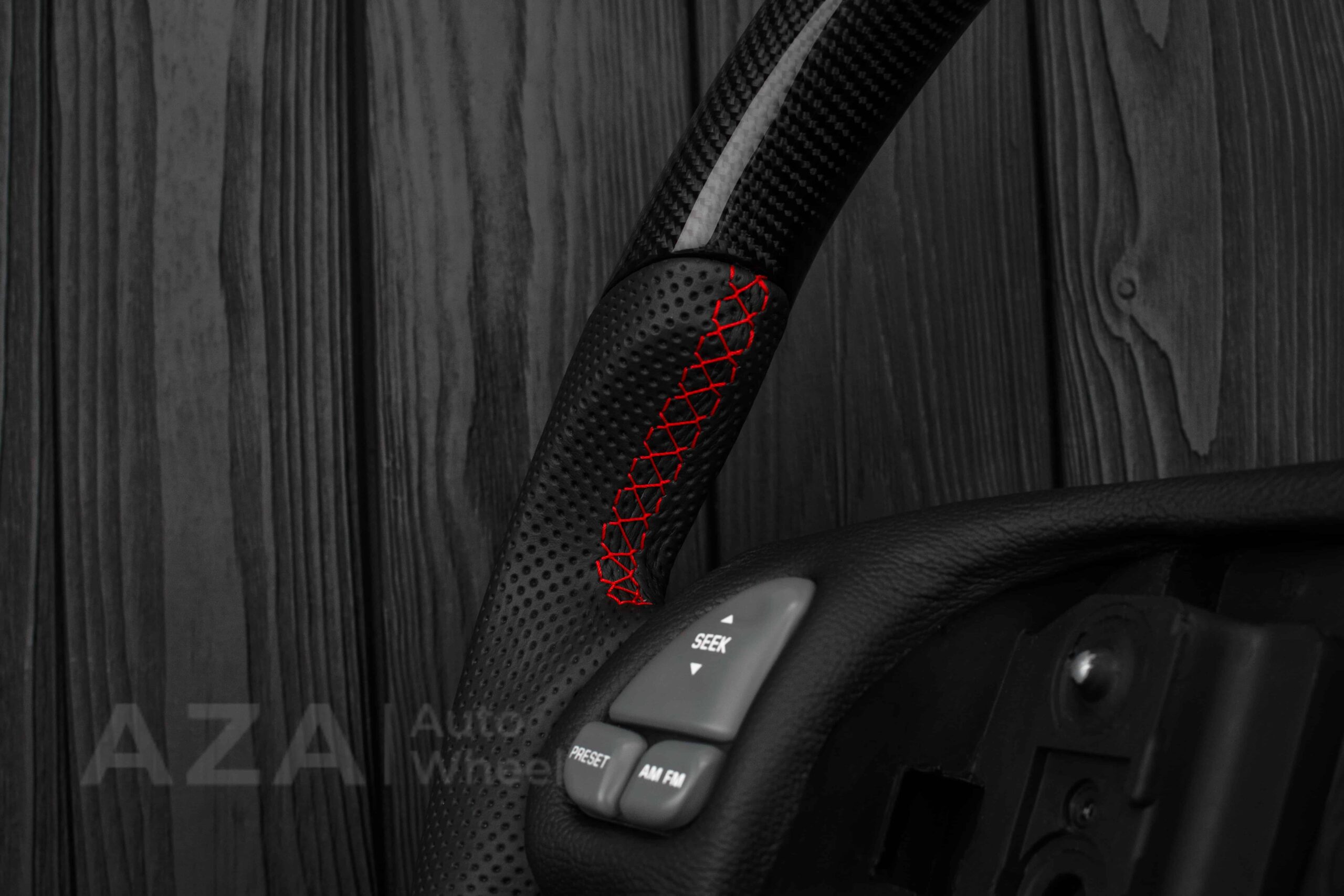 Steering wheel Pontiac Firebird/Trans Am (with or without WS6 logo) Carbon fiber/Perforated leather/Red stripe - Image 13