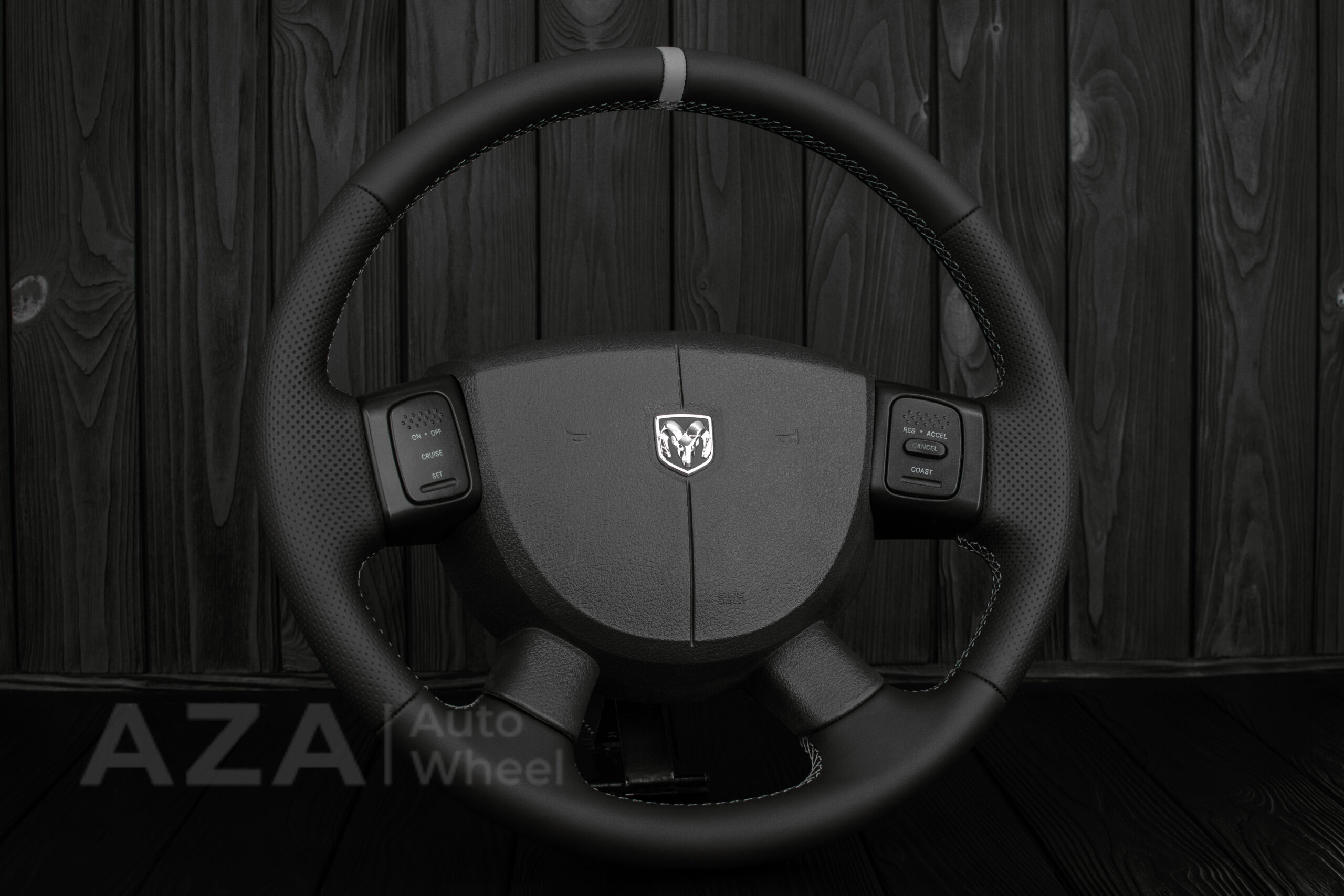 Steering Wheel Dodge Ram 2004-2008 Perforated leather/Napa - Image 4