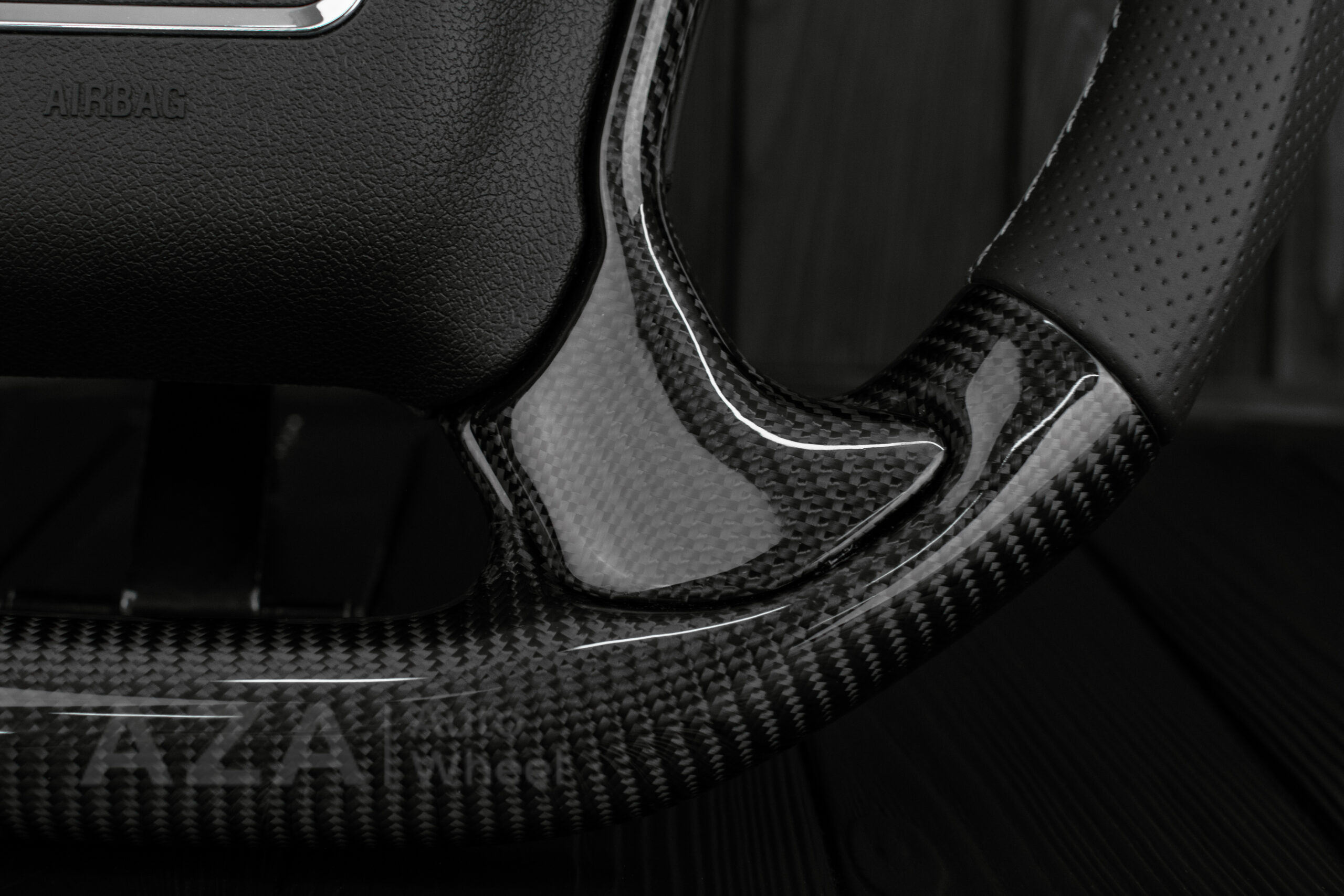 Steering wheel GMC Sierra Silverado Denali 2014-2018 Perforated Leather/Carbon Fiber/Silver accents - Image 14