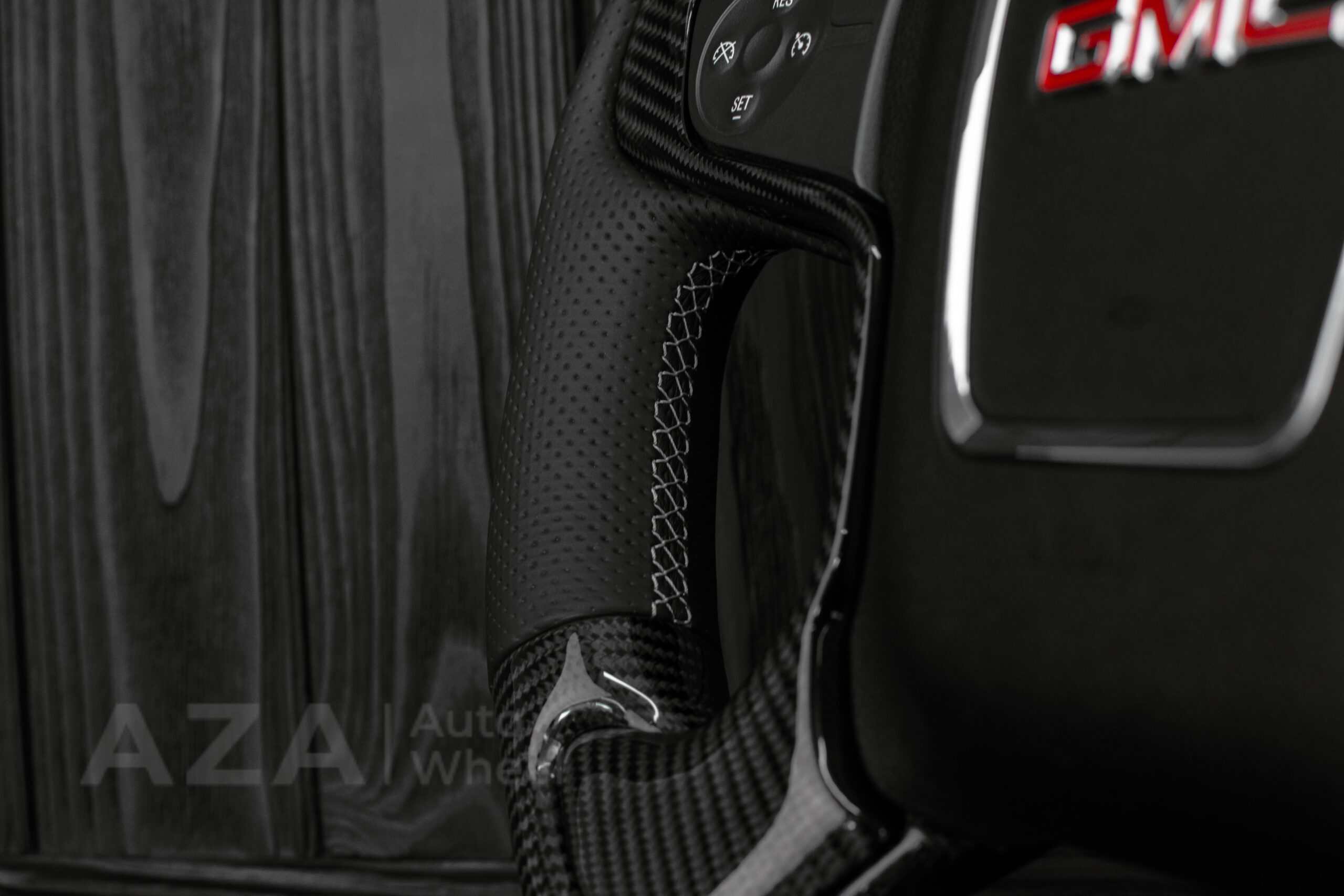 Steering wheel GMC Sierra Silverado Denali 2014-2018 Perforated Leather/Carbon Fiber/Silver accents - Image 17