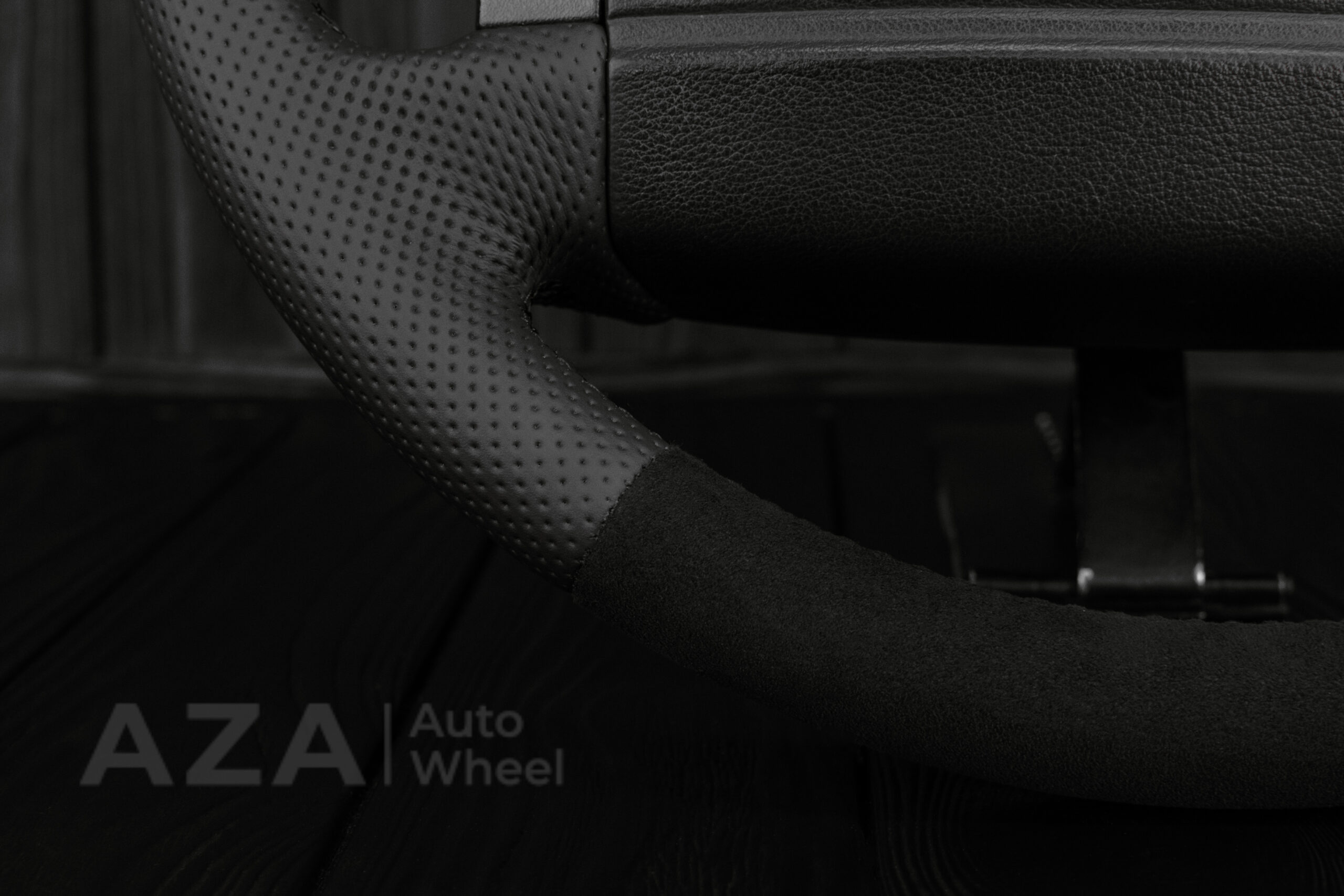 Steering wheel Fox Body Ford Mustang GT Cobra SVT Roush Perforated Leather/Alcantara - Image 16