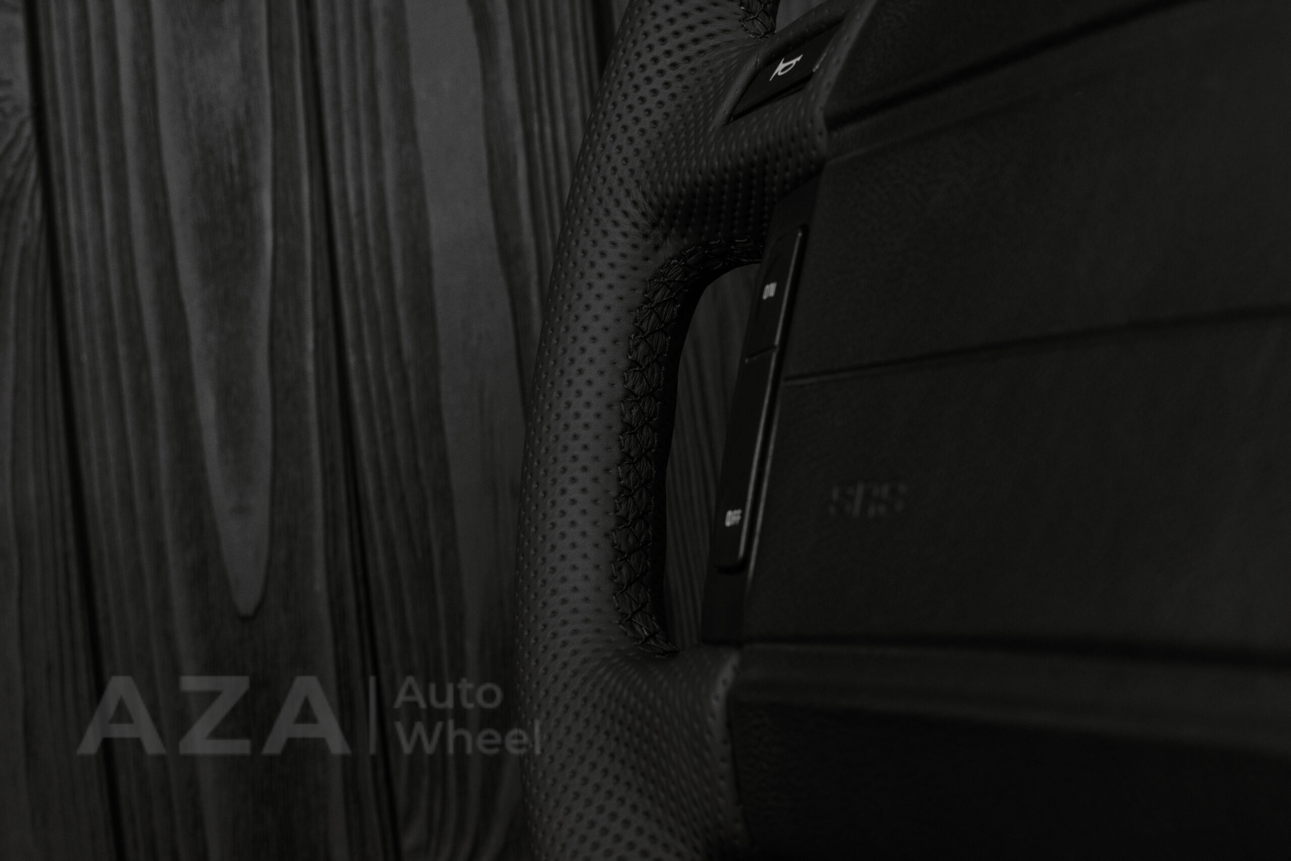 Steering wheel Fox Body Ford Mustang GT Cobra SVT Roush Perforated Leather/Alcantara - Image 24