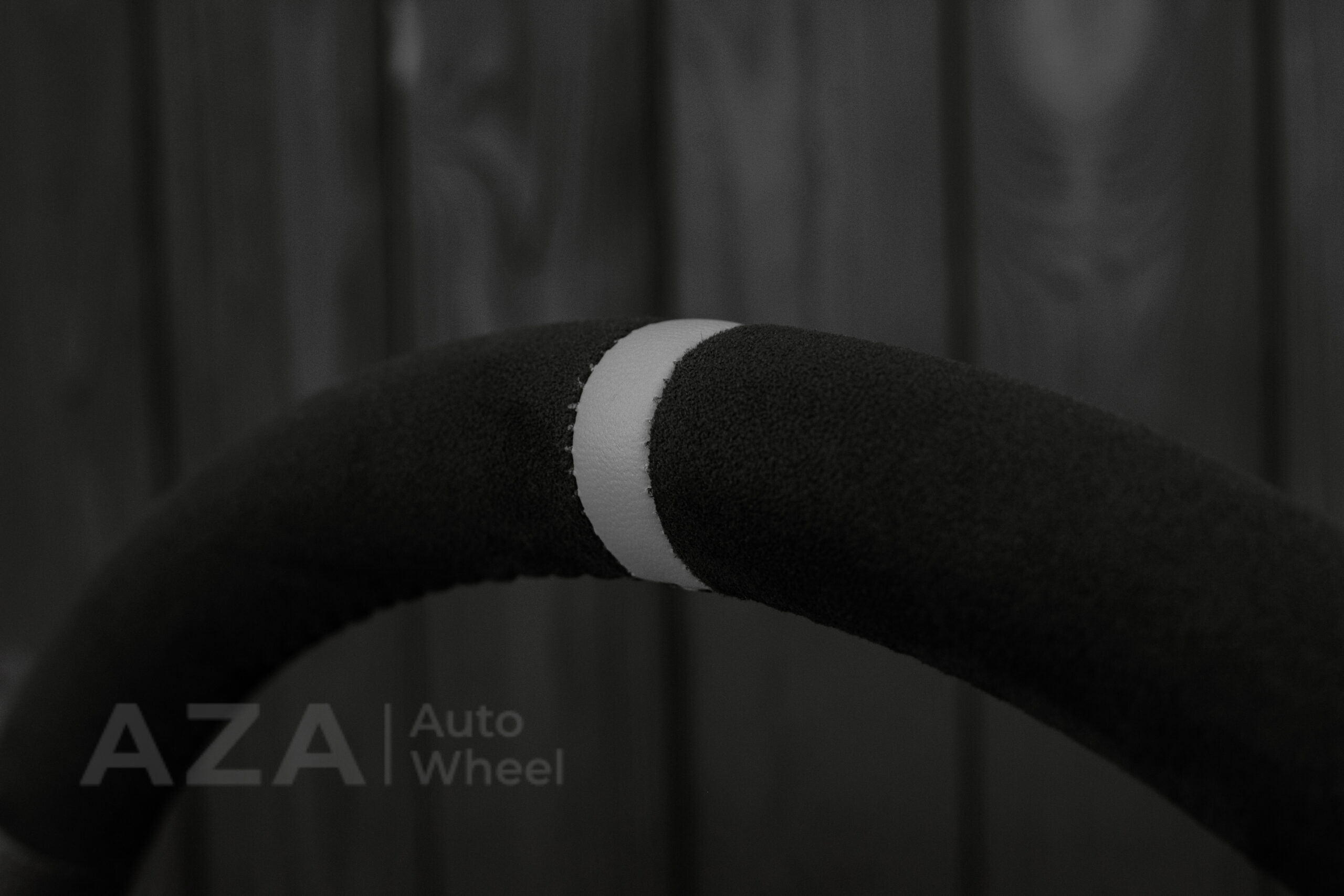 Steering wheel Fox Body Ford Mustang GT Cobra SVT Roush Perforated Leather/Alcantara - Image 10
