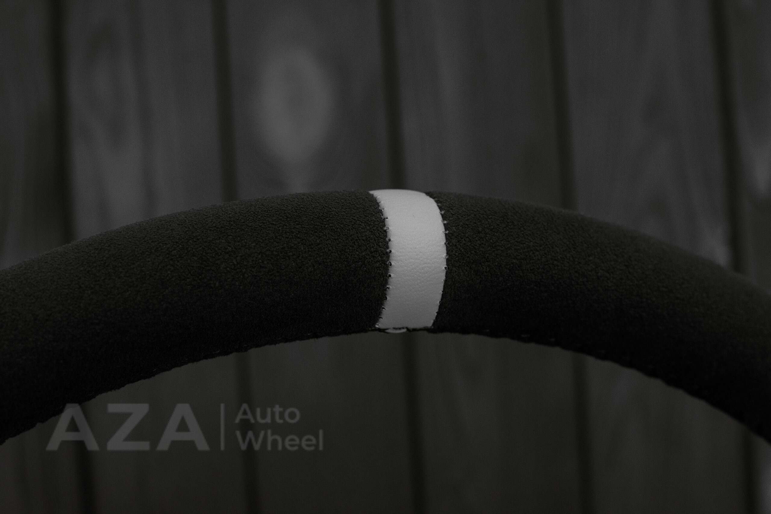 Steering wheel Fox Body Ford Mustang GT Cobra SVT Roush Perforated Leather/Alcantara - Image 15