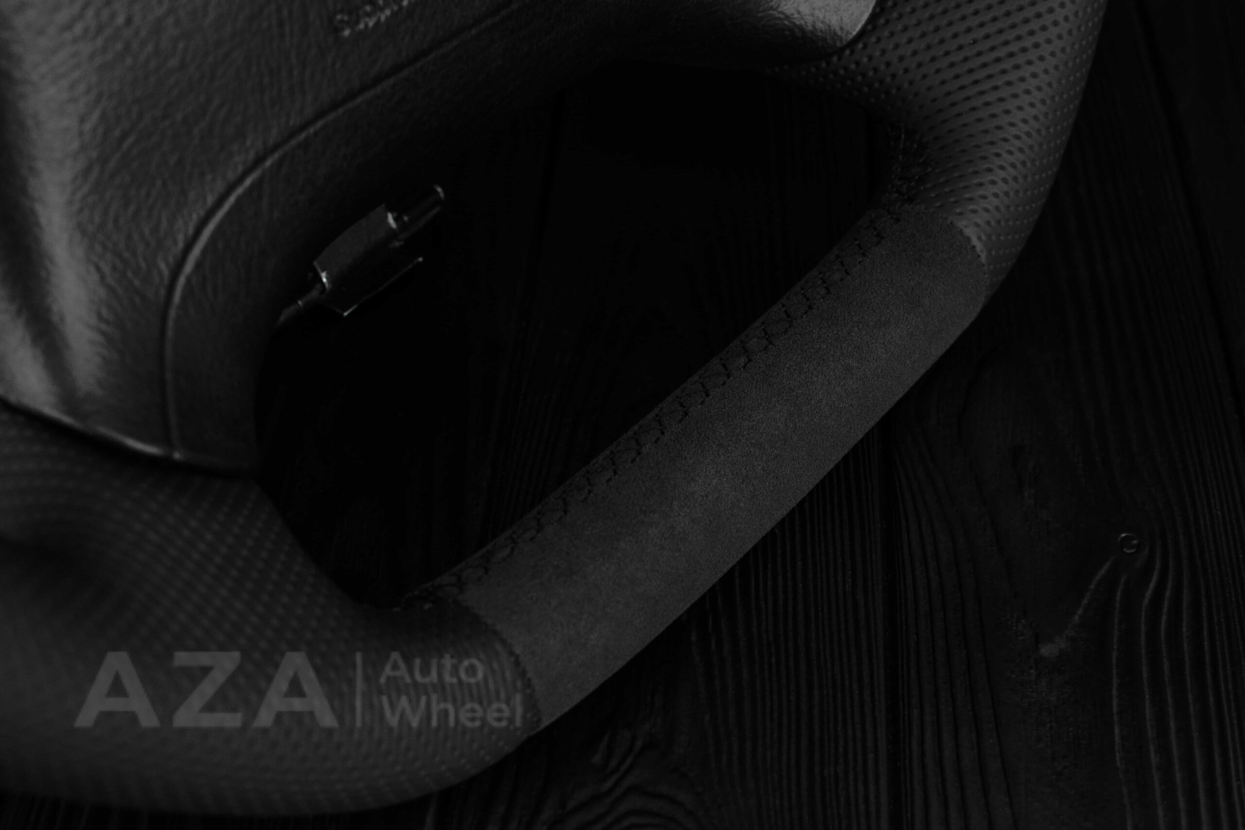 Steering wheel GM, Tahoe, Silverado, Sierra truck (1995-1997) Alcantara/Perforated leather - Image 16
