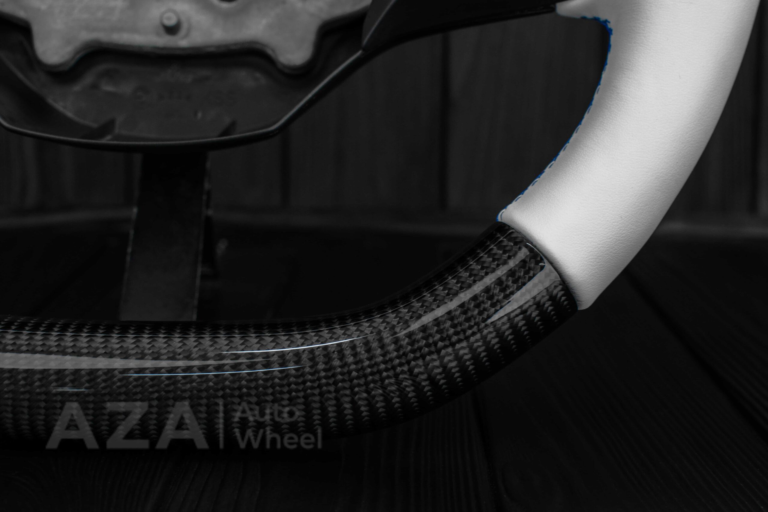 Steering wheel BMW i3 Carbon Fiber/White Napa/Light Blue stipe - Image 13