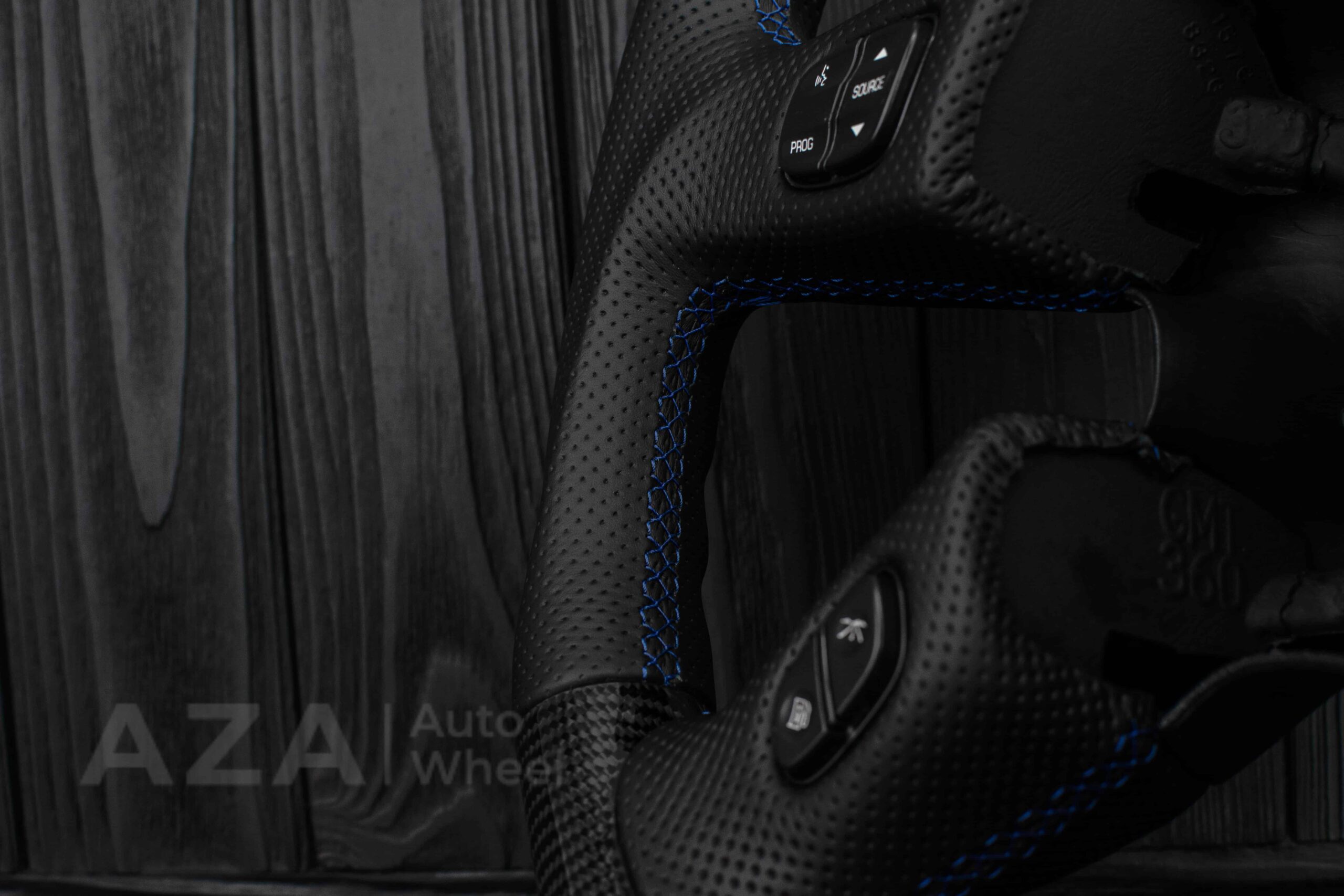 Steering wheel GM, Silverado, Sierra, Yukon, H2, Trailblazer (2003+) Carbon fiber/Perforated leather/Blue details - Image 20