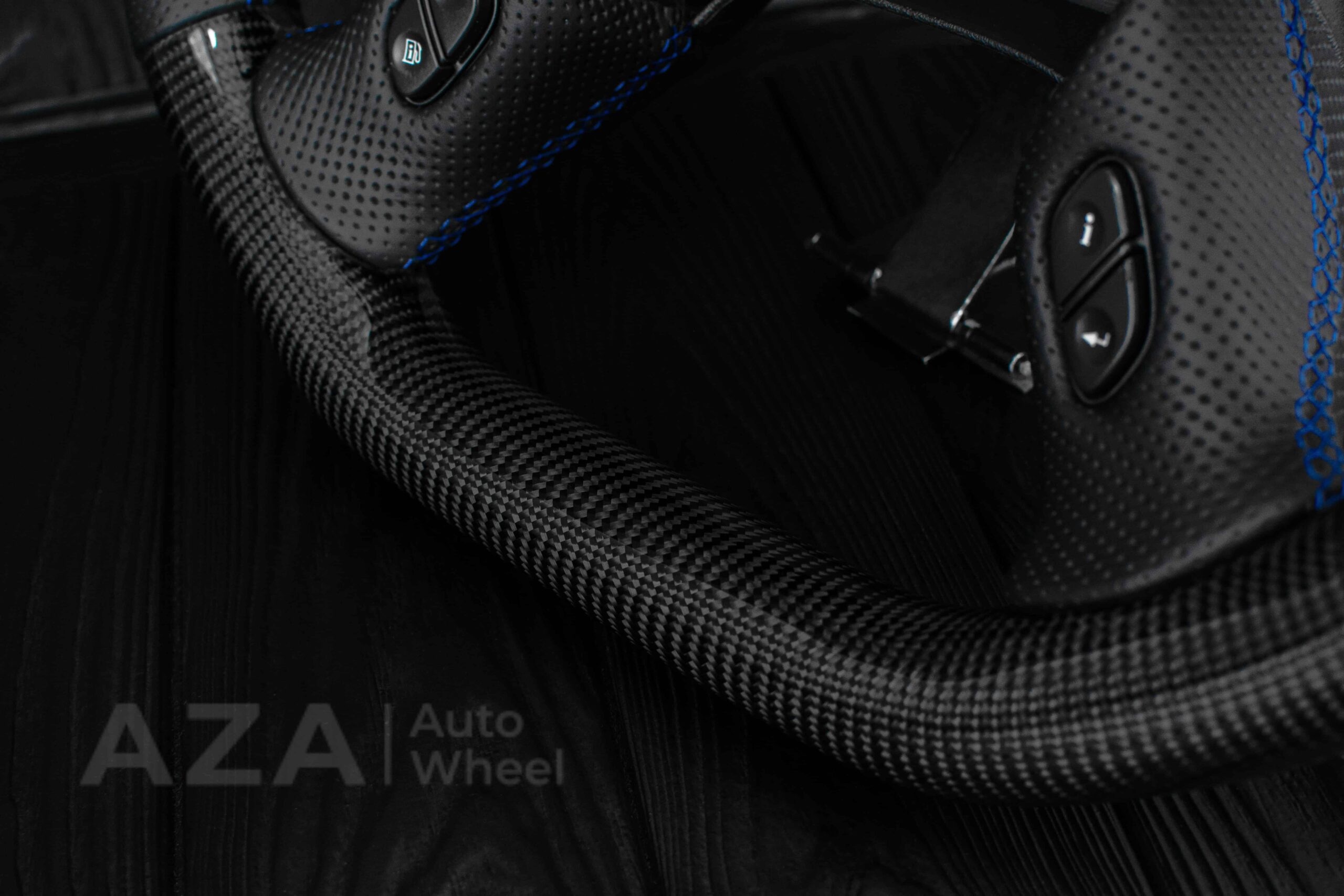 Steering wheel GM, Silverado, Sierra, Yukon, H2, Trailblazer (2003+) Carbon fiber/Perforated leather/Blue details - Image 19
