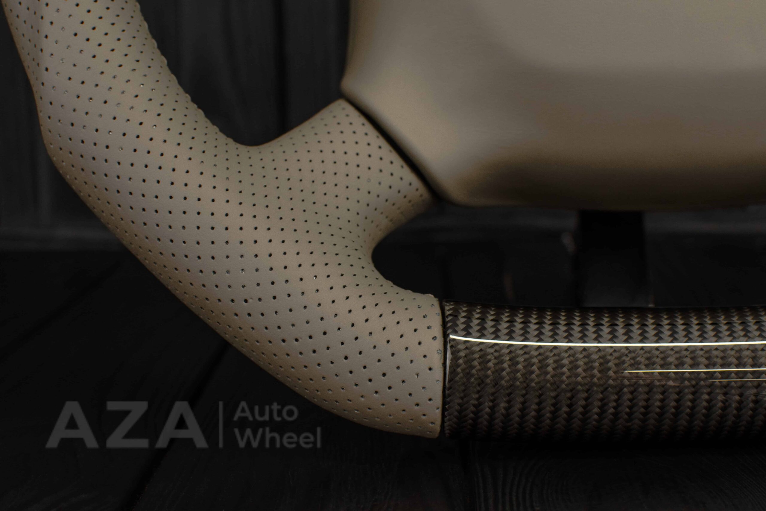Steering wheel GM, Silverado, Sierra, Escalade, Yukon, S10, Blazer, Tahoe, Suburban (1998-2002) Carbon fiber/Perforated leather/Tan Accents - Image 12
