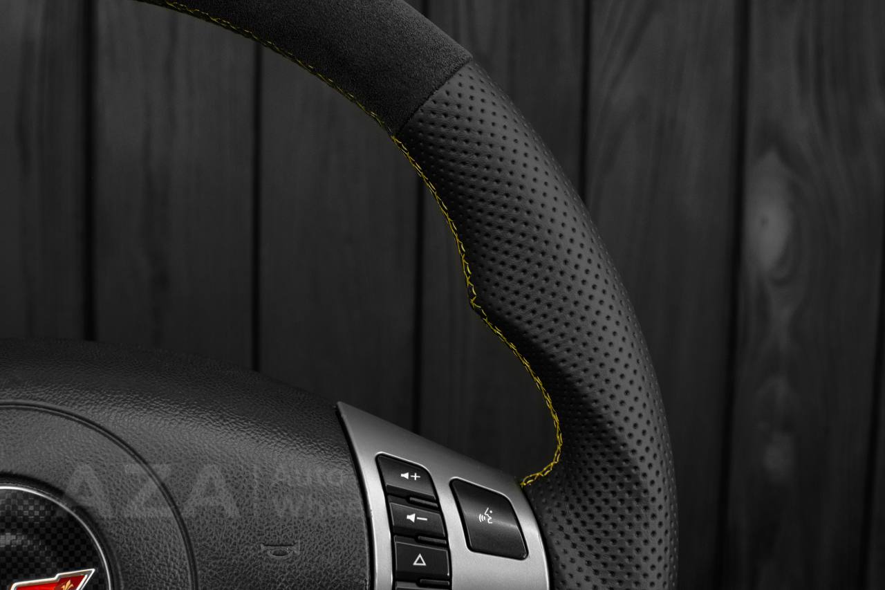 Steering wheel 2006-2011 Corvette C6 Perforated leather/Alcantara/Yellow stripe - Image 5