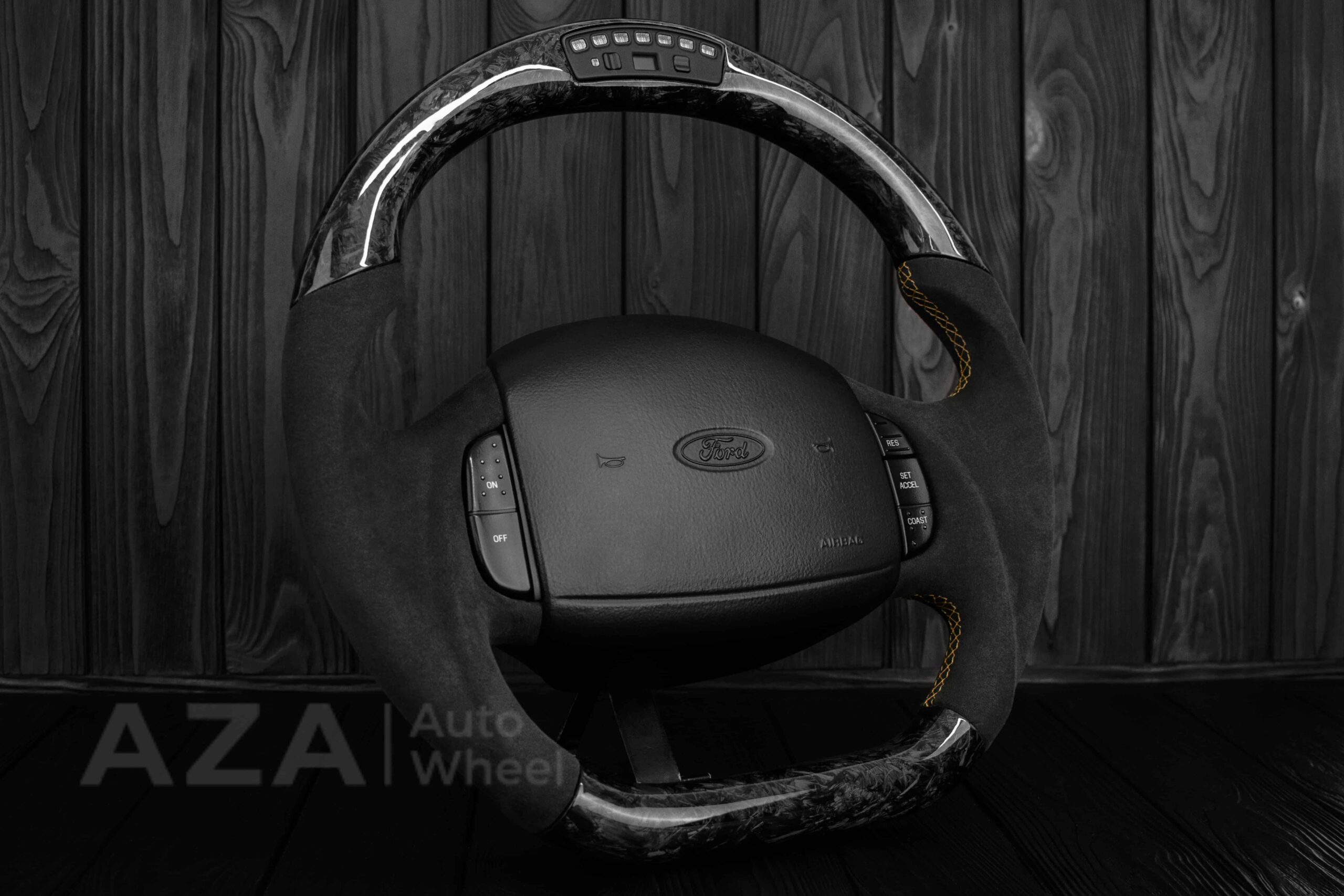 Steering wheel Ford F150/F250/F350 97-2007 Alcantara/Forged Carbon/Rev display - Image 5