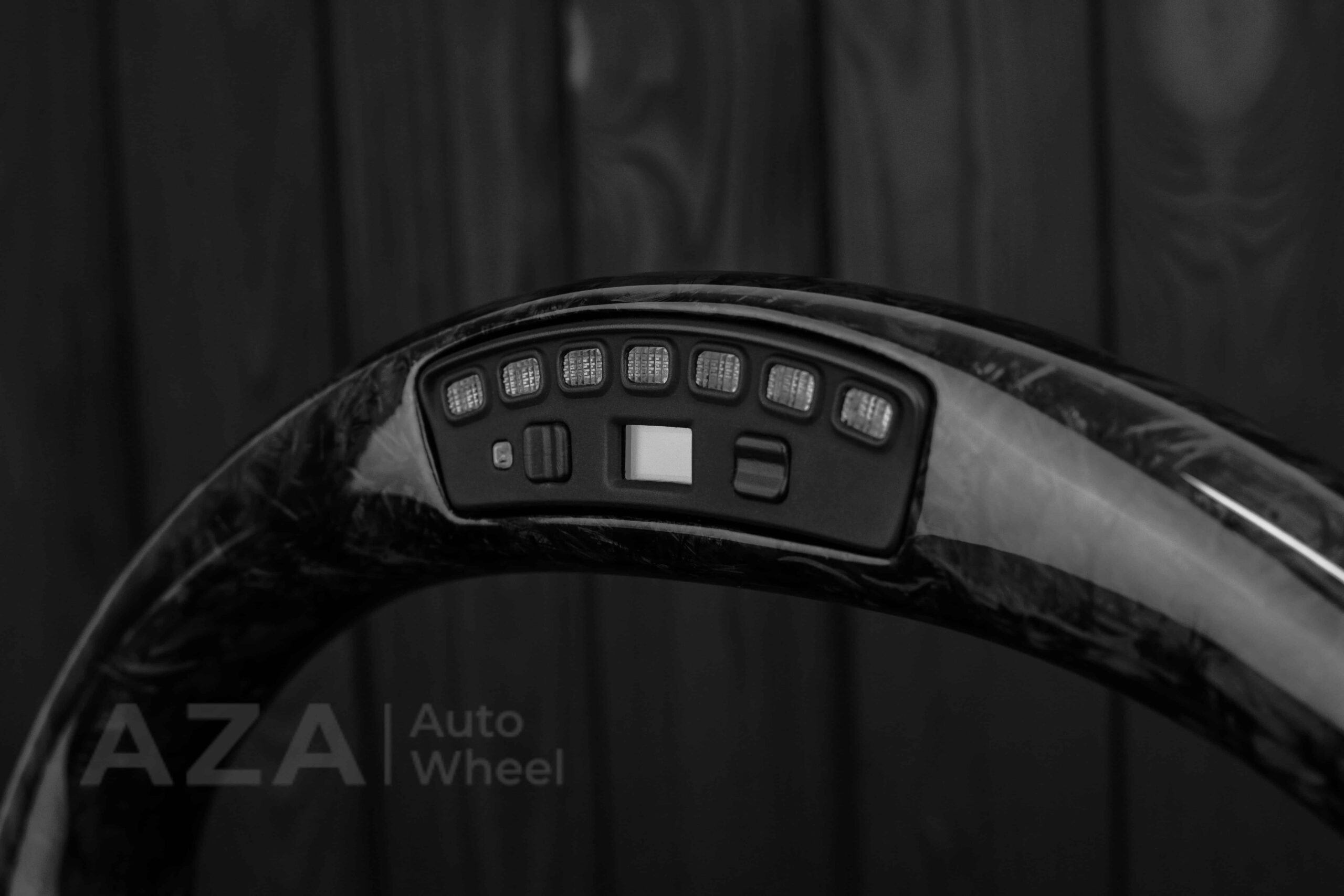 Steering wheel Ford F150/F250/F350 97-2007 Alcantara/Forged Carbon/Rev display - Image 12