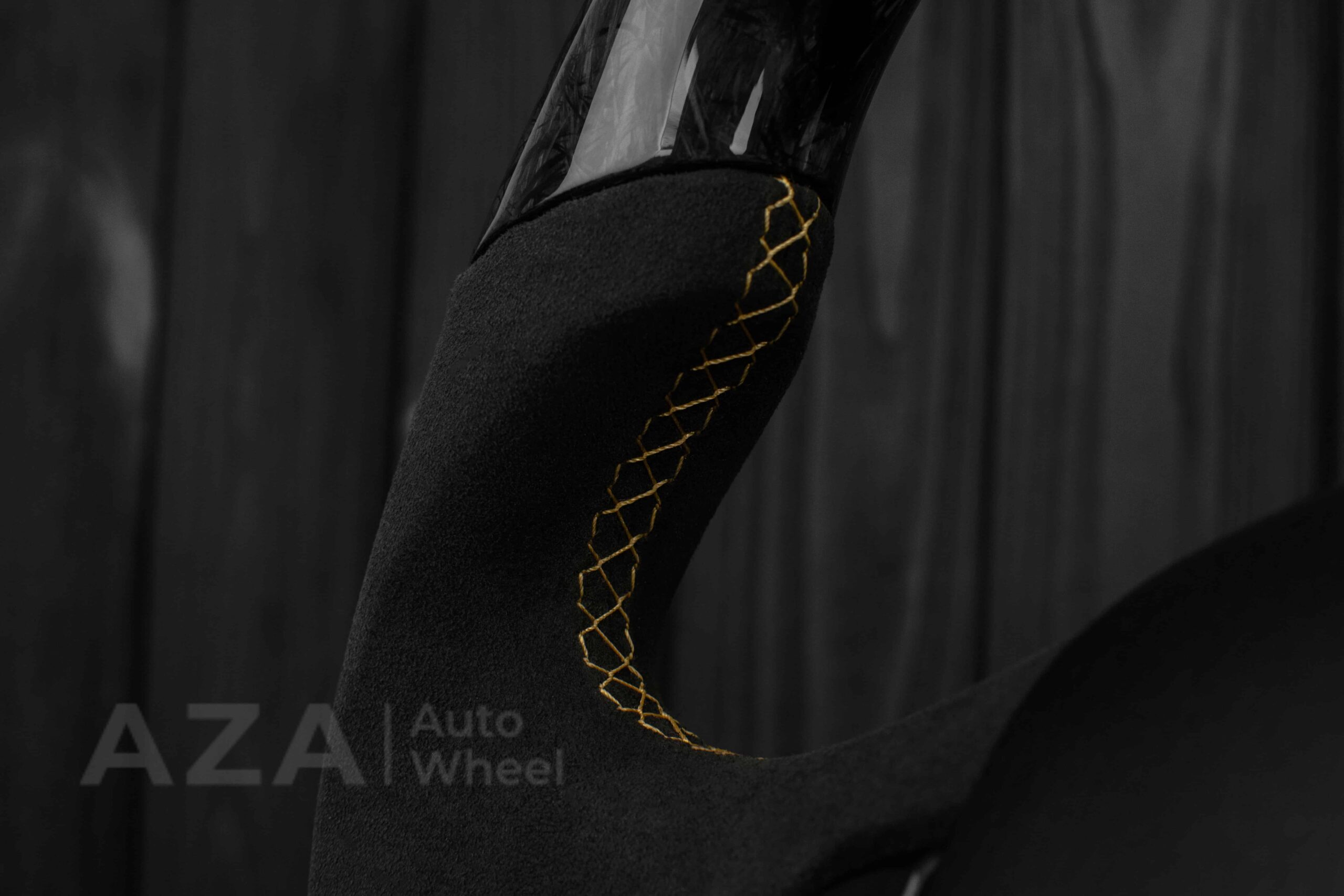 Steering wheel Ford F150/F250/F350 97-2007 Alcantara/Forged Carbon/Rev display - Image 13
