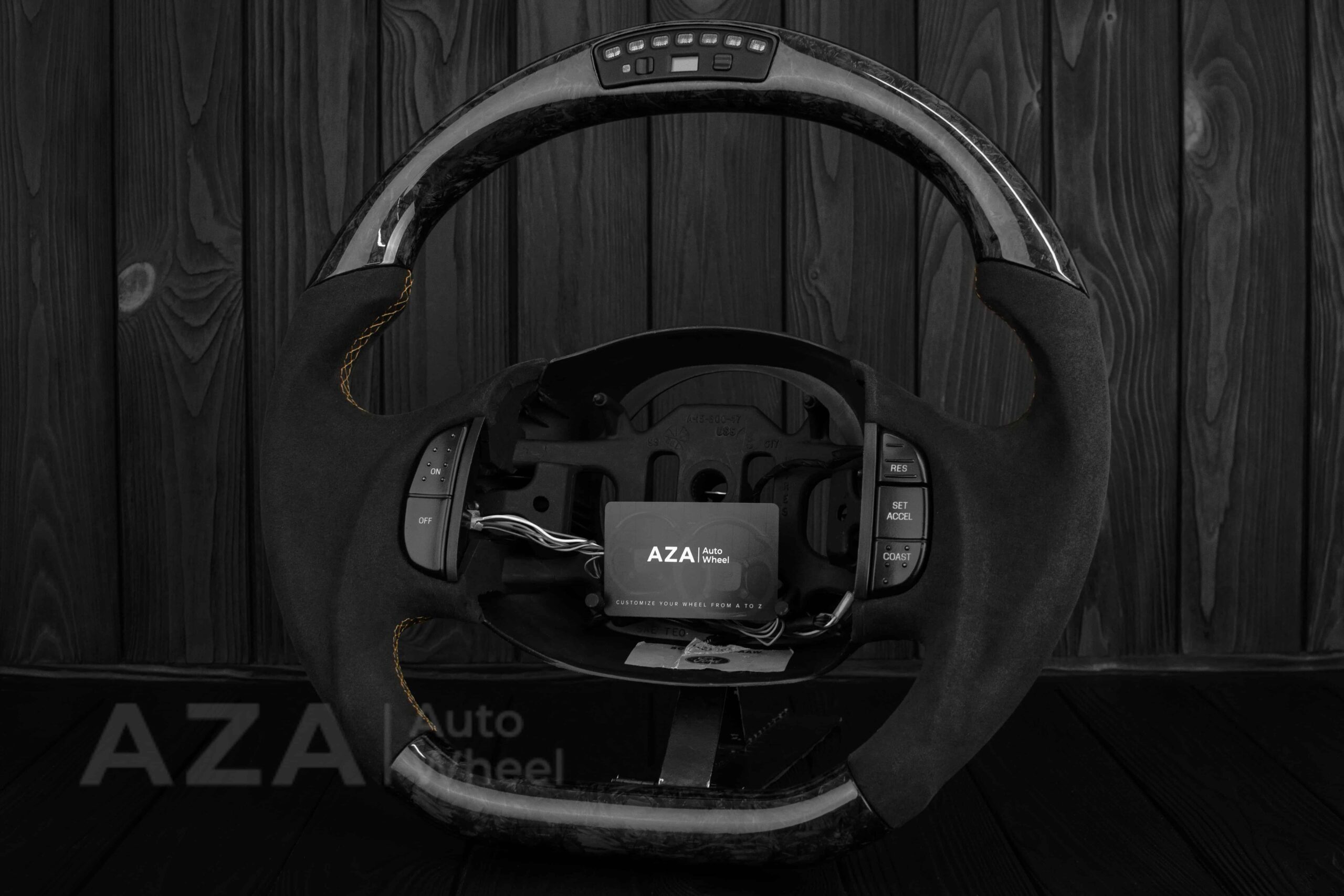 Steering wheel Ford F150/F250/F350 97-2007 Alcantara/Forged Carbon/Rev display - Image 15