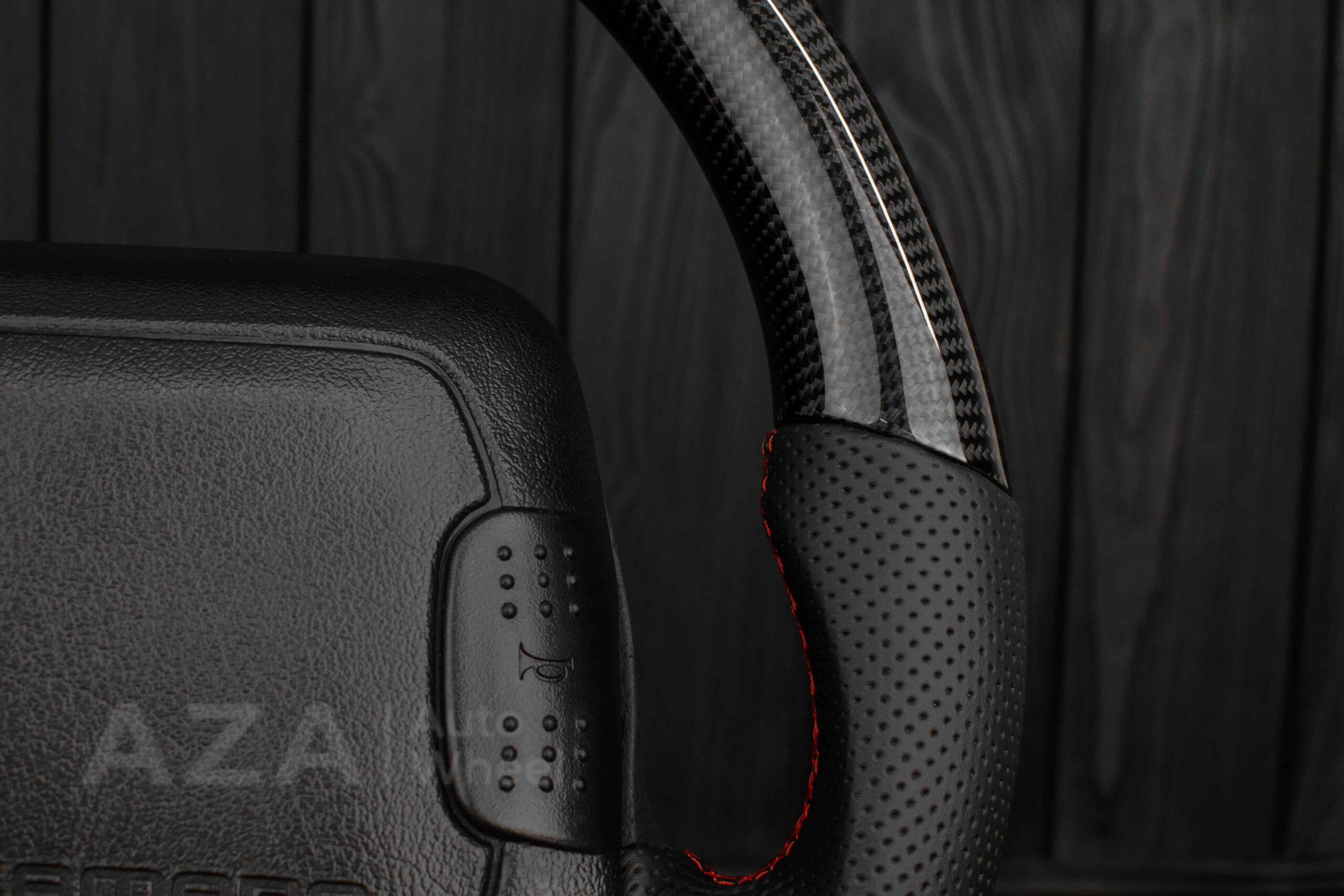 Steering wheel Camaro Z28 1993-2002 Carbon Fiber/Perforated leather/Red Accents - Image 7