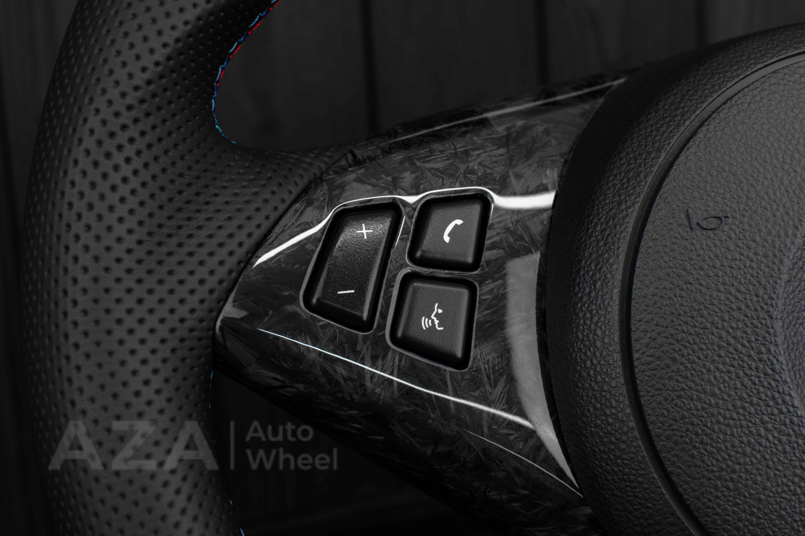 Steering wheel BMW E6X Forged carbon fiber/Perforated leather - Image 10