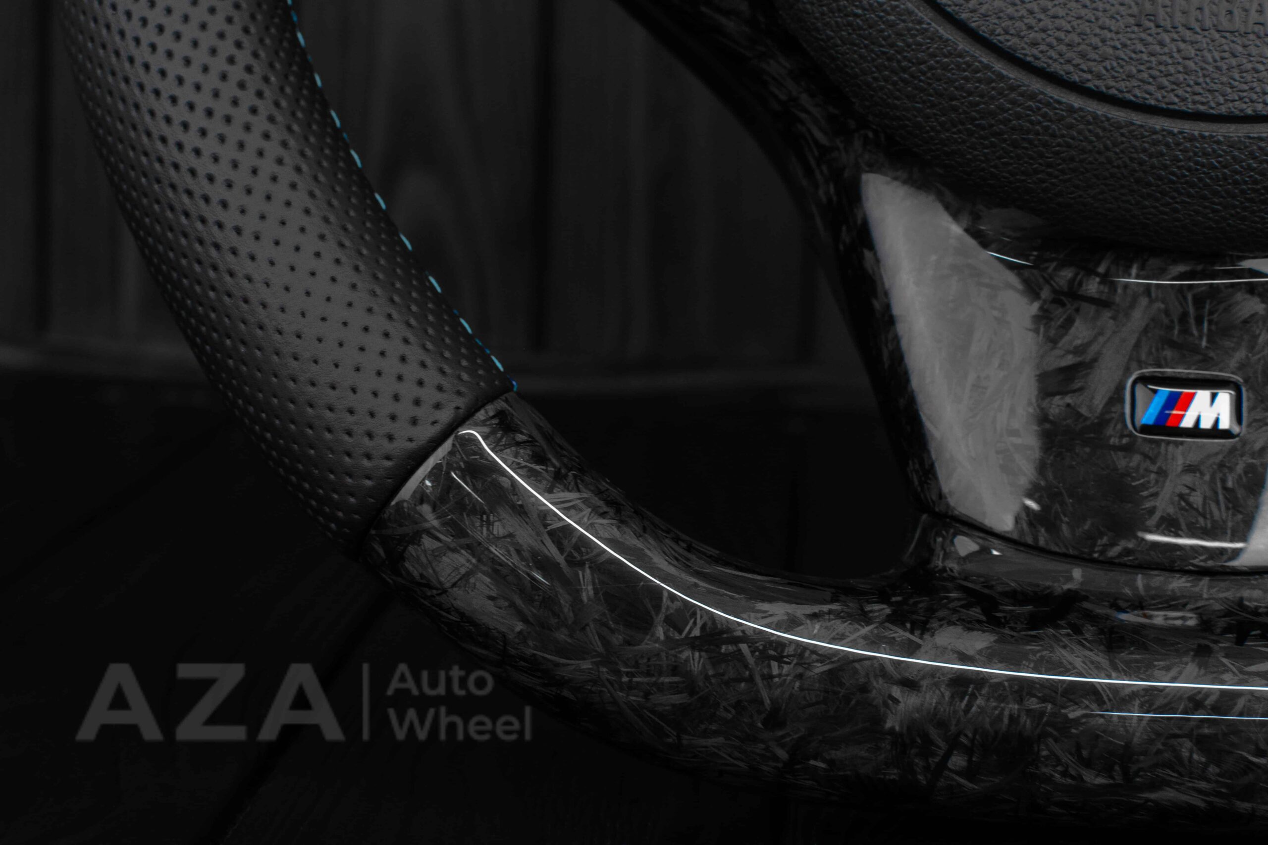 Steering wheel BMW E6X Forged carbon fiber/Perforated leather - Image 12