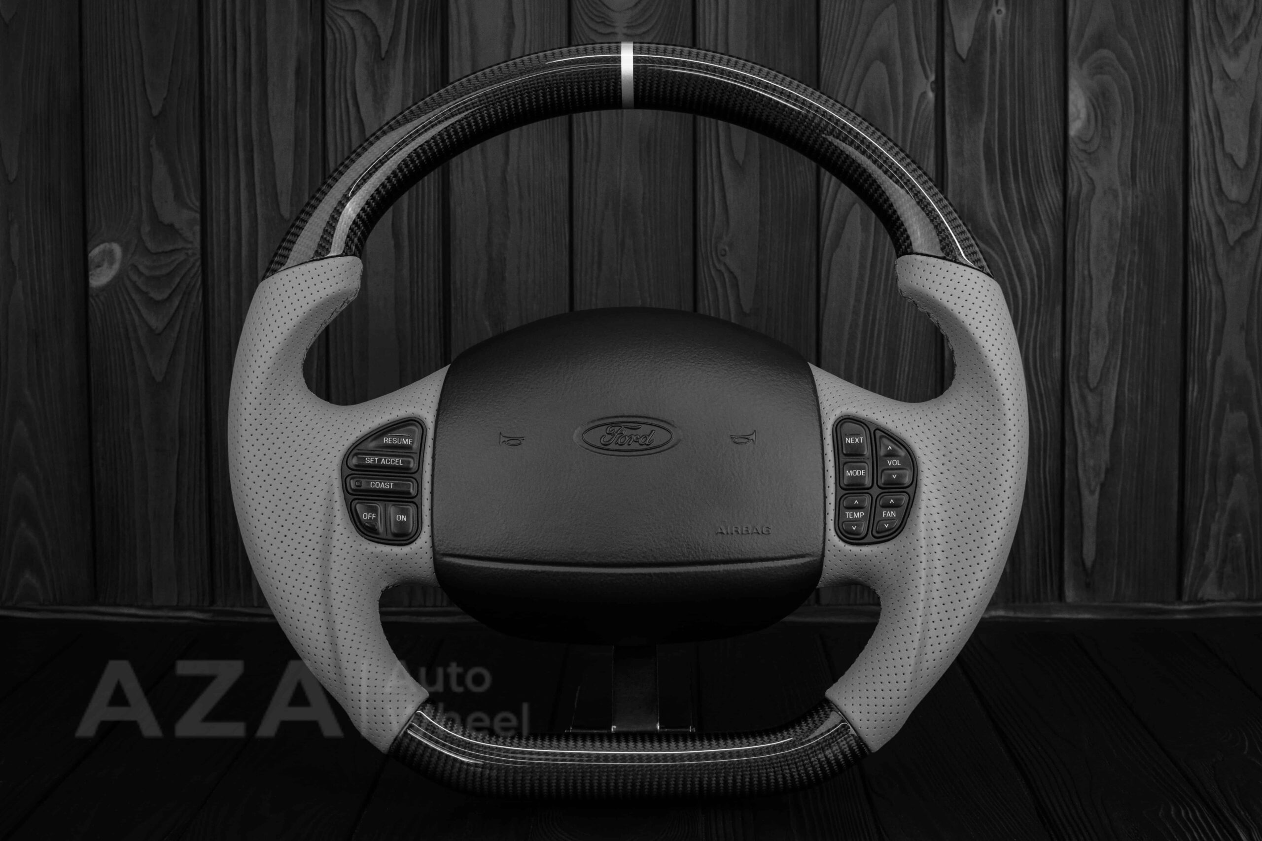Steering wheel Ford Excursion F250/F350 Carbon Fiber/Perforated leather/Silver stripe