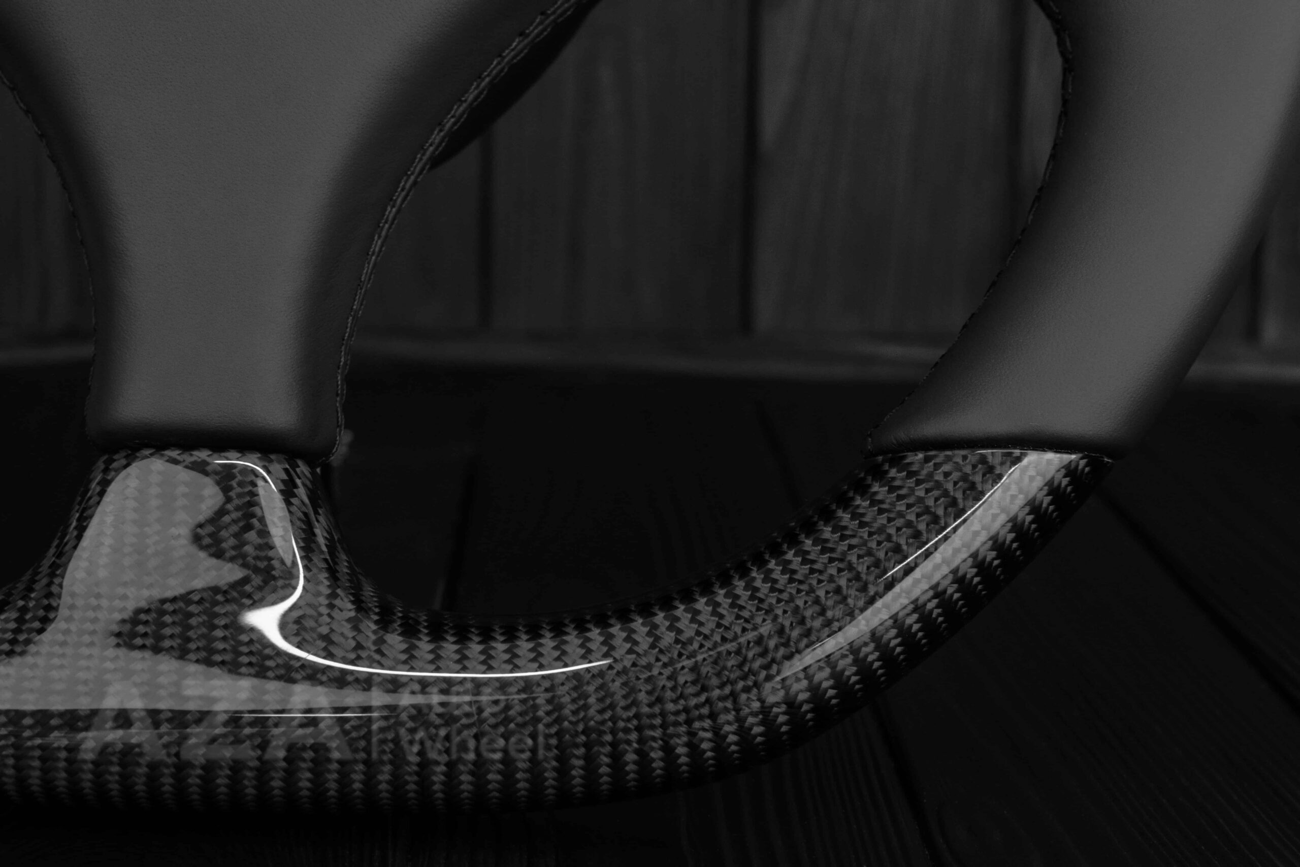 Steering wheel Ford Mustang Fox body SVO Carbon fiber/Italian leather/Flat bottom ($300 will be refunded after you send in your old wheel+horn pad afterwards) - Image 12