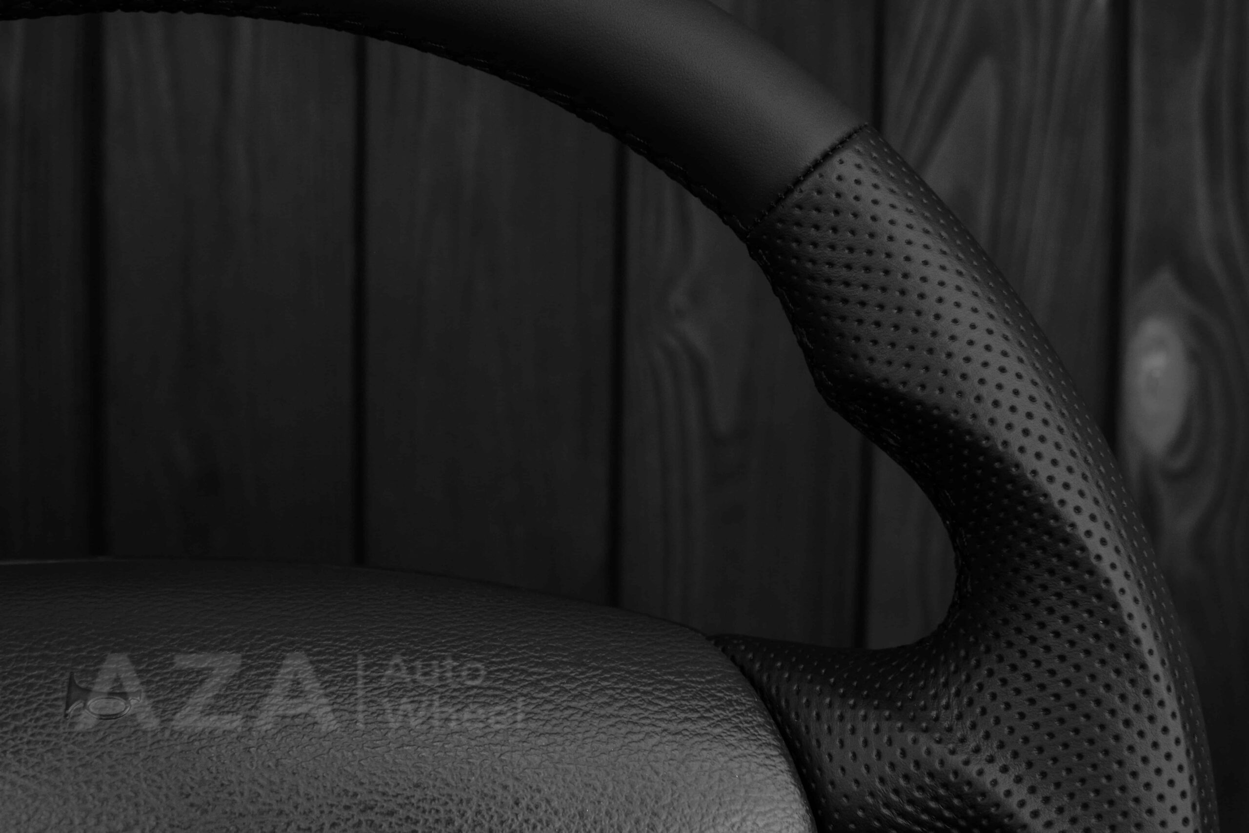Steering wheel Ford Mustang/Cobra/Saleen 1994-2004 Napa/Perforated leather/Black stripe - Image 8