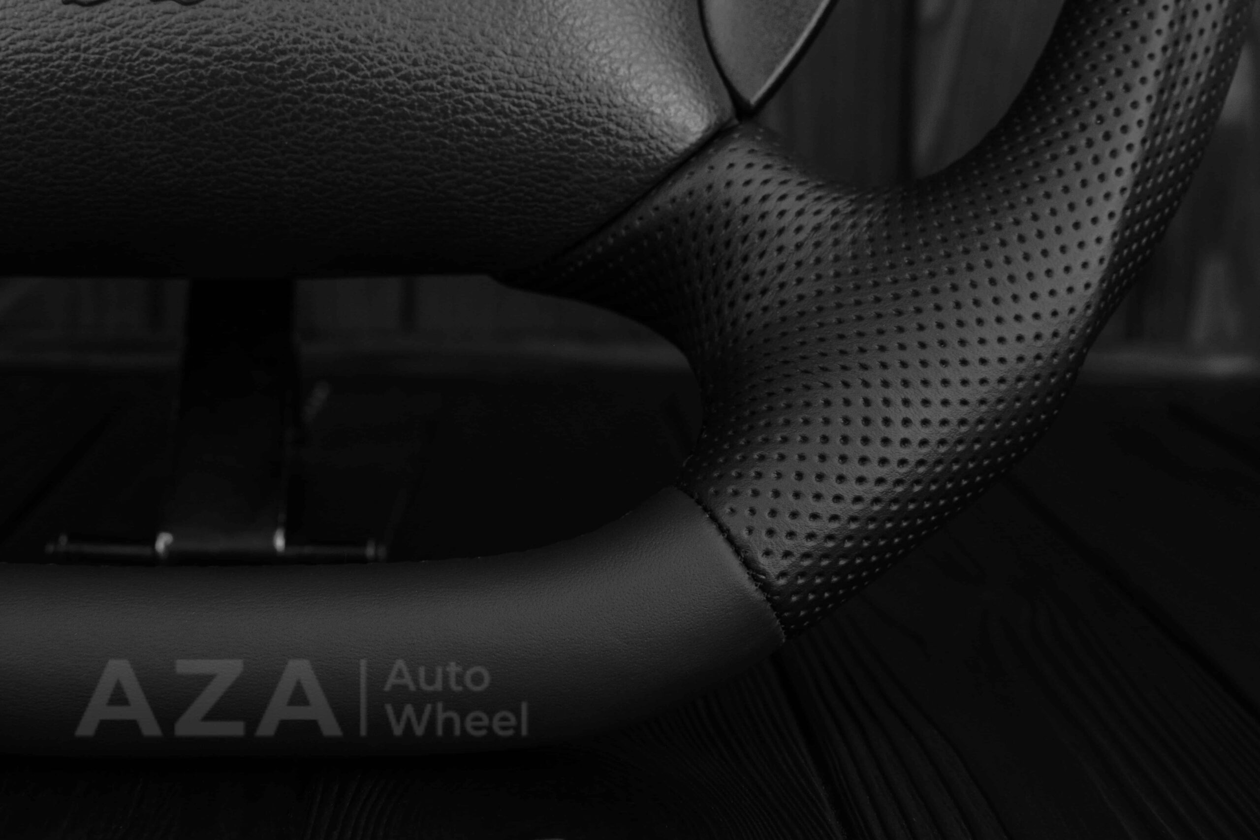Steering wheel Ford Mustang/Cobra/Saleen 1994-2004 Napa/Perforated leather/Black stripe - Image 11