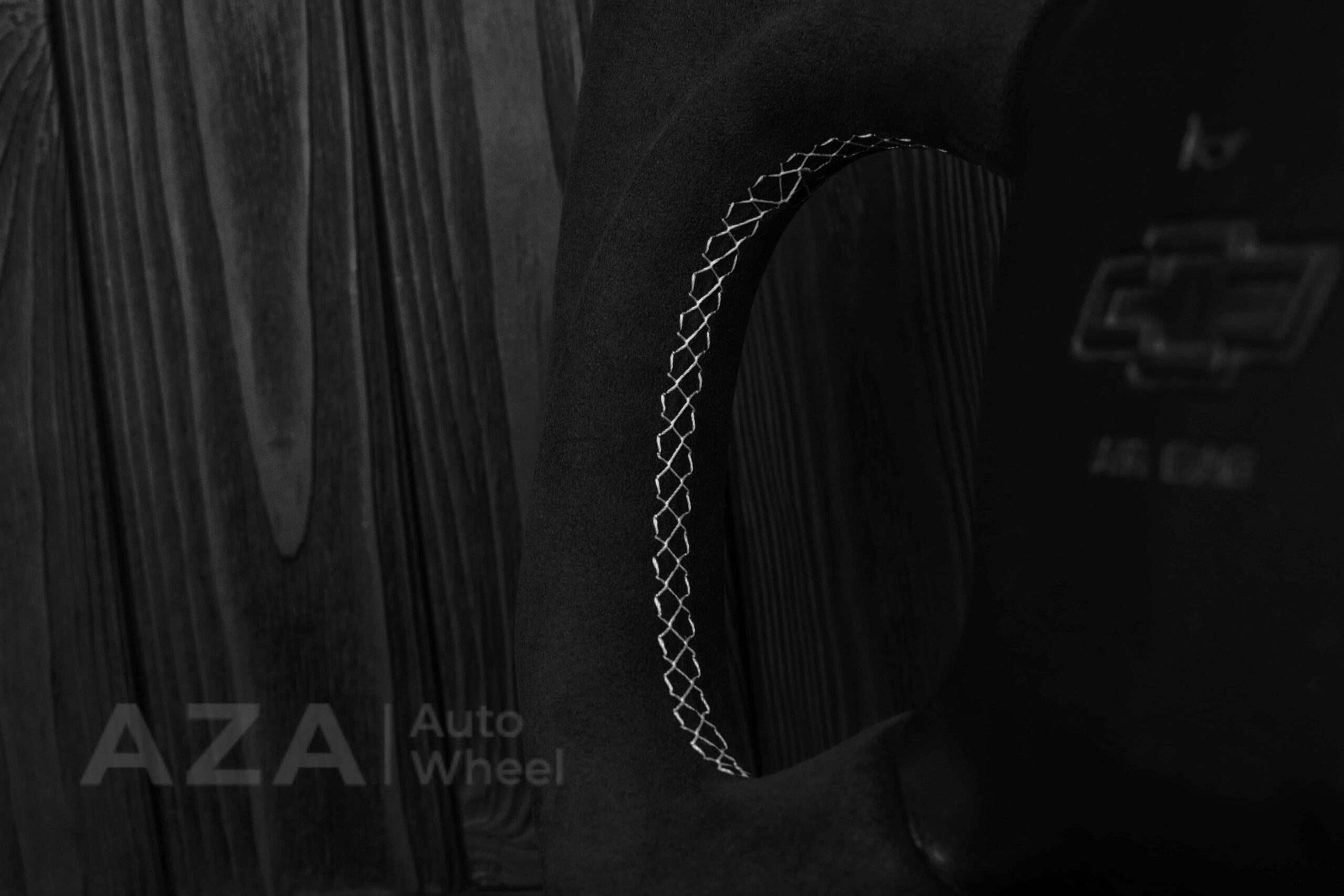 Steering wheel GM, Silverado, Sierra, Escalade, Yukon, S10, Blazer, Tahoe, Suburban (1998-2002) Alcantara/Napa/Light Gray stitch/White Stripe - Image 13