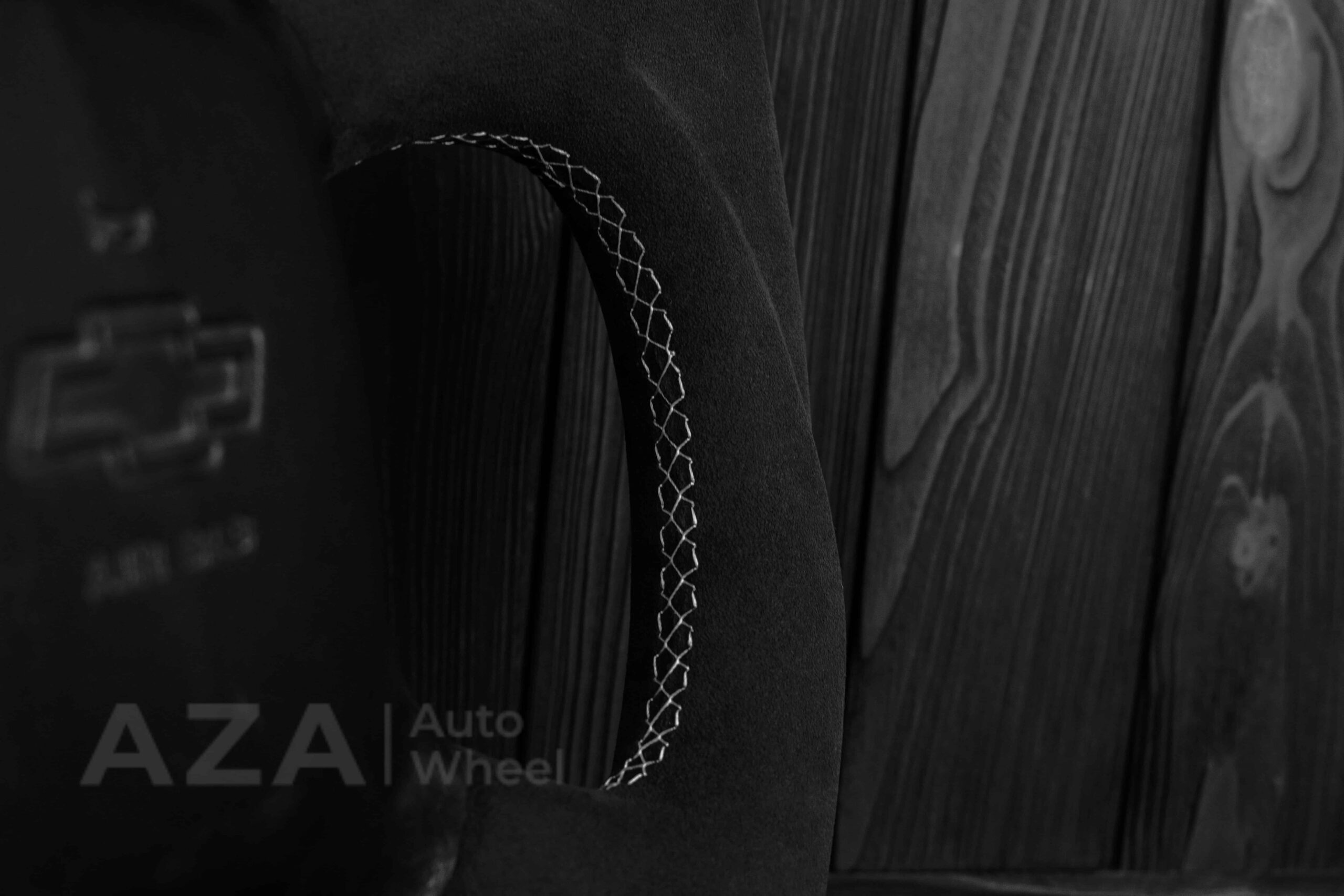 Steering wheel GM, Silverado, Sierra, Escalade, Yukon, S10, Blazer, Tahoe, Suburban (1998-2002) Alcantara/Napa/Light Gray stitch/White Stripe - Image 14