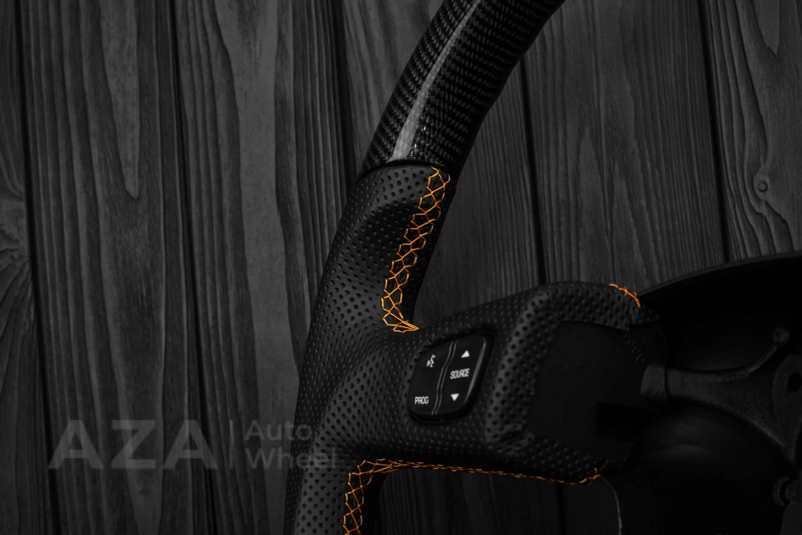 Steering wheel GM, Silverado, Sierra, Yukon, H2, Trailblazer 2003+ Carbon fiber/Napa/ Orange Accents - Image 13